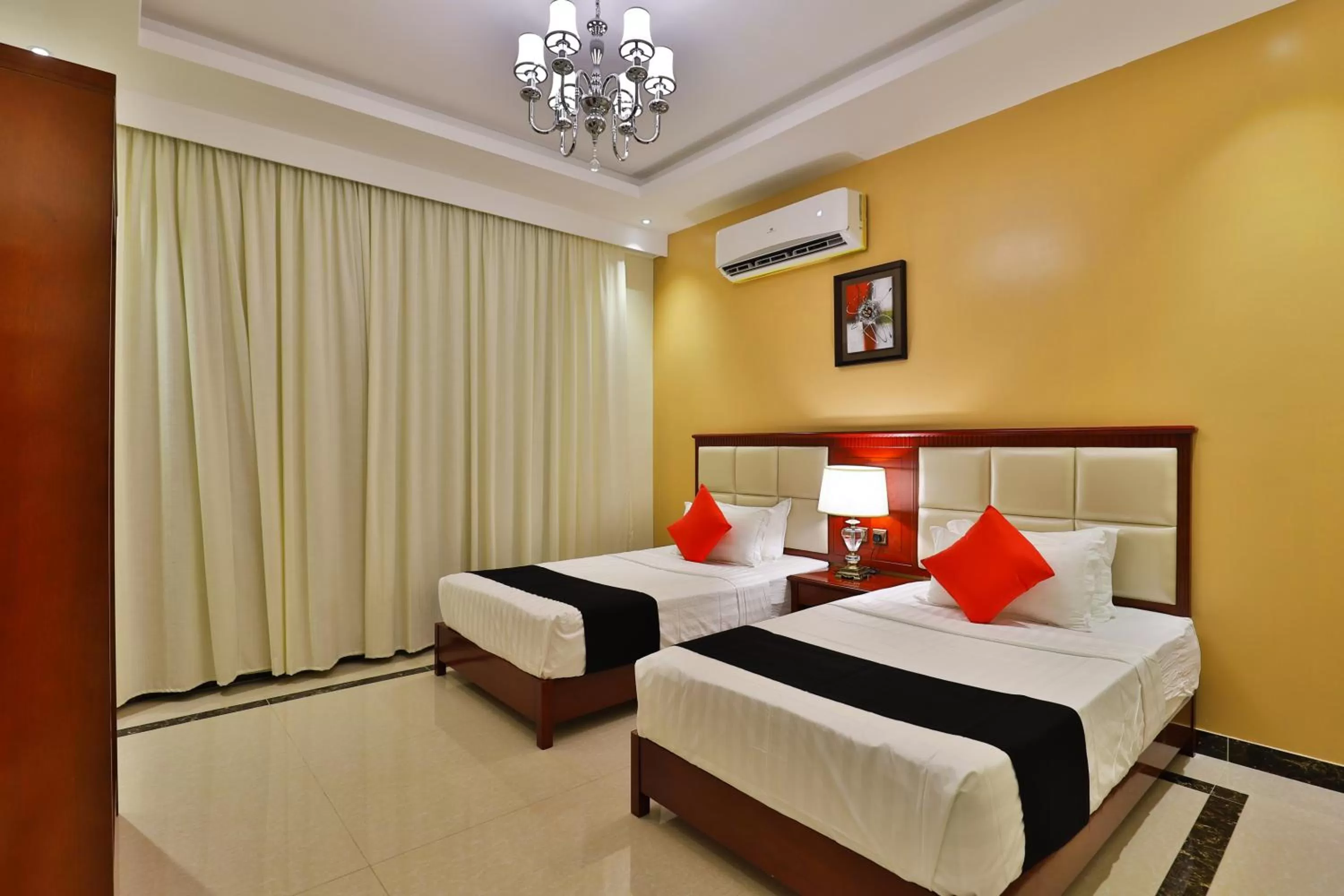 Bedroom, Bed in Dreams Houses furnished Suites