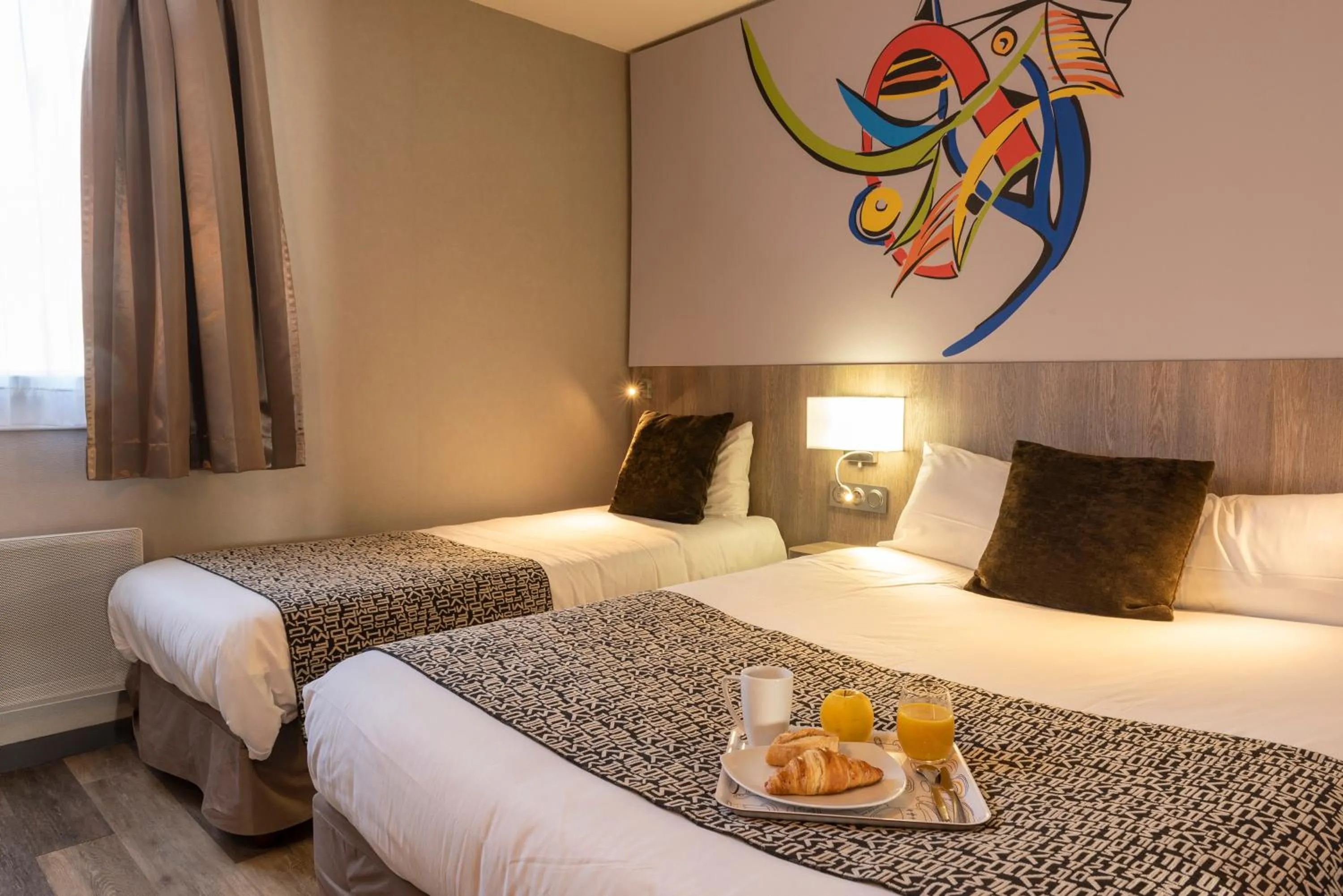 Bed in The Originals City, Hôtel La Terrasse, Tours Nord