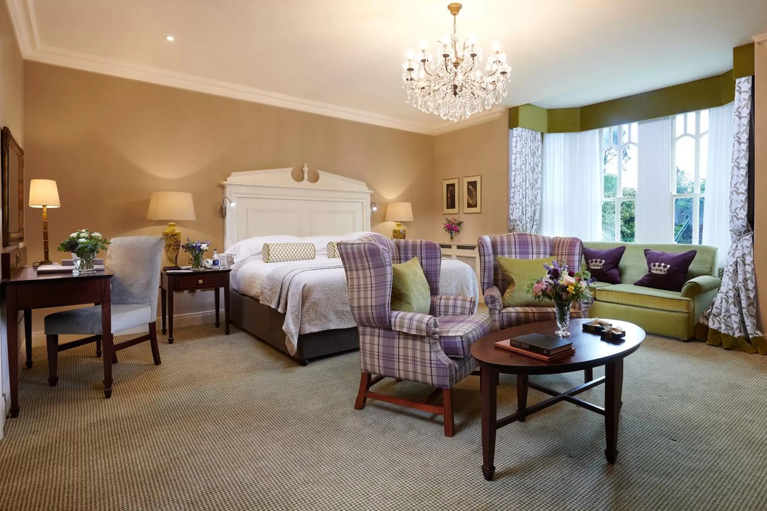 Deluxe Double Room in Dromoland Castle Deluxe Double Room in Dromoland Castle