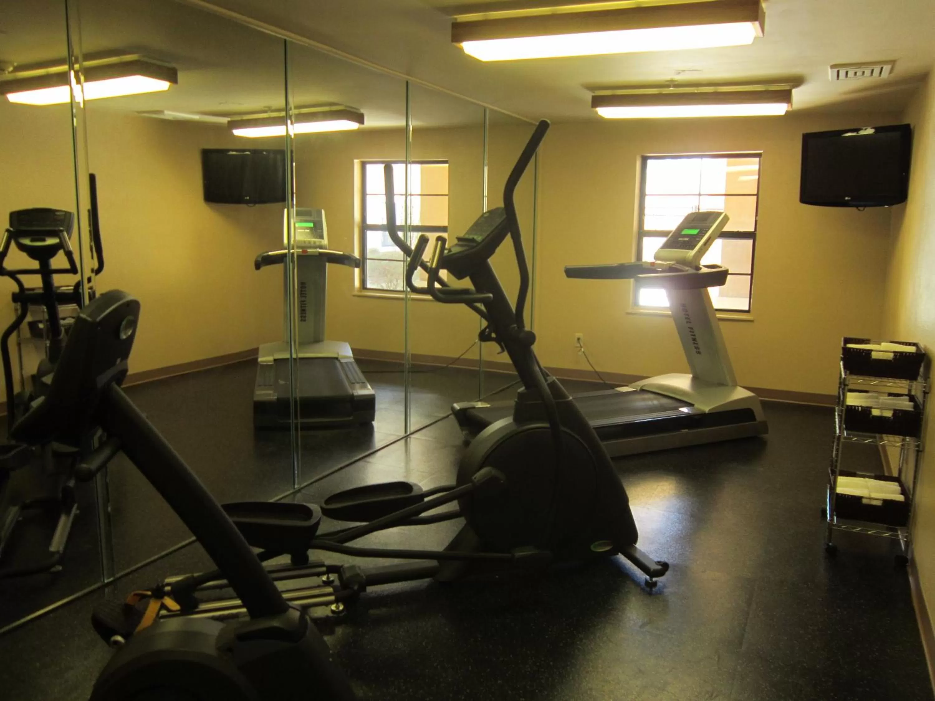 Fitness centre/facilities in Extended Stay America Suites - Fayetteville - Fort Bragg