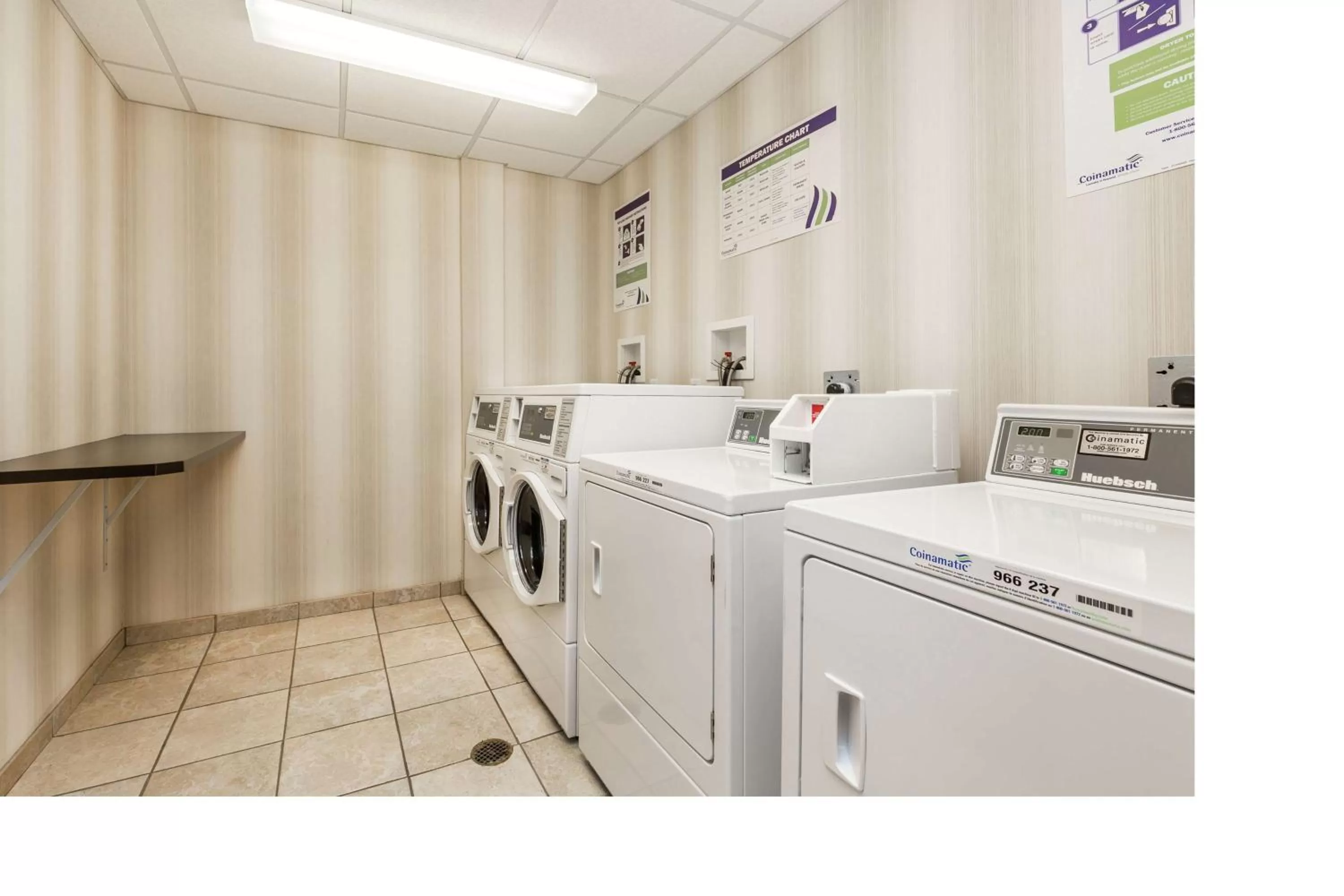 Property building in Hampton Inn & Suites by Hilton Lethbridge