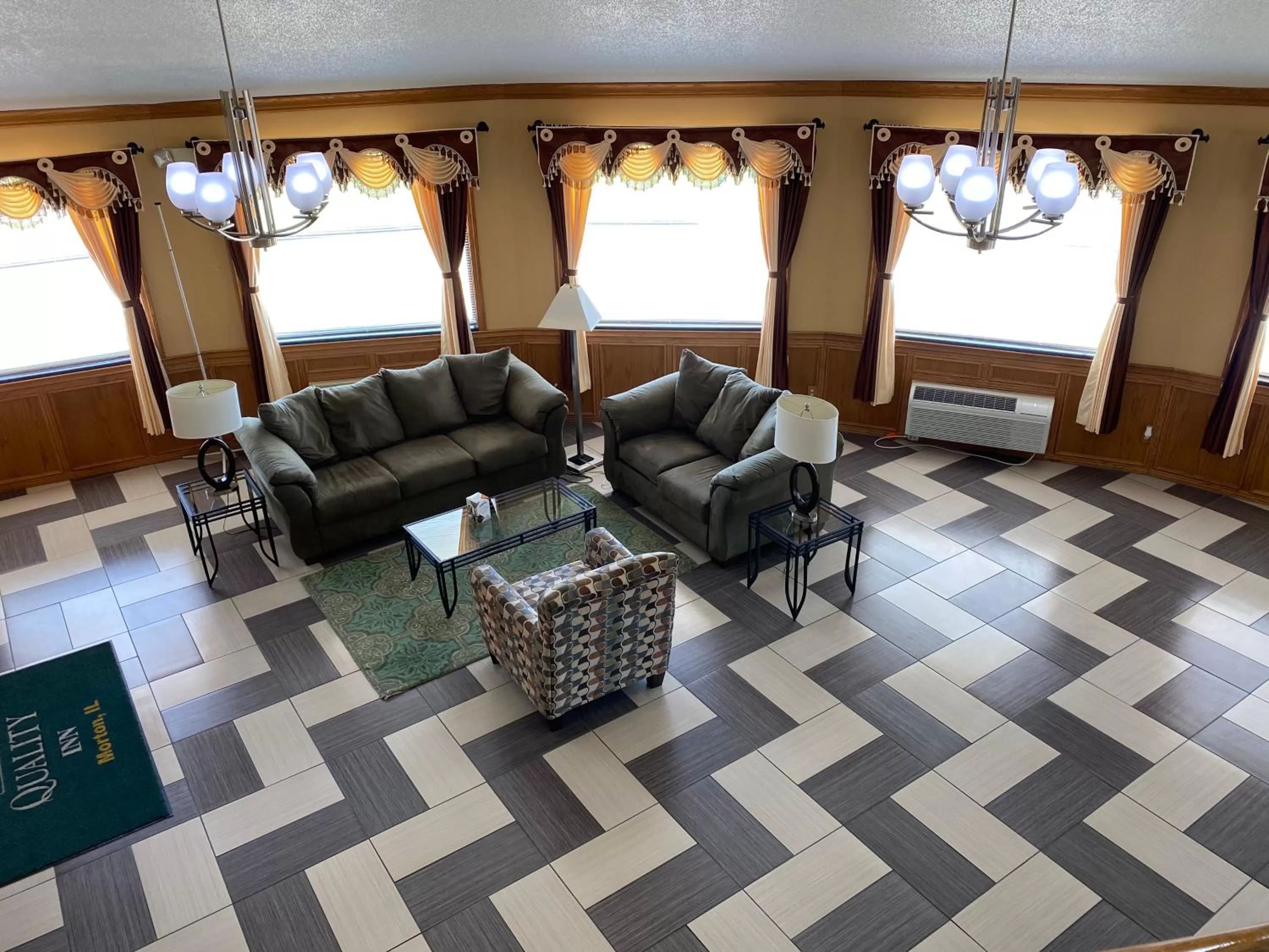 Quality Inn Morton at I-74