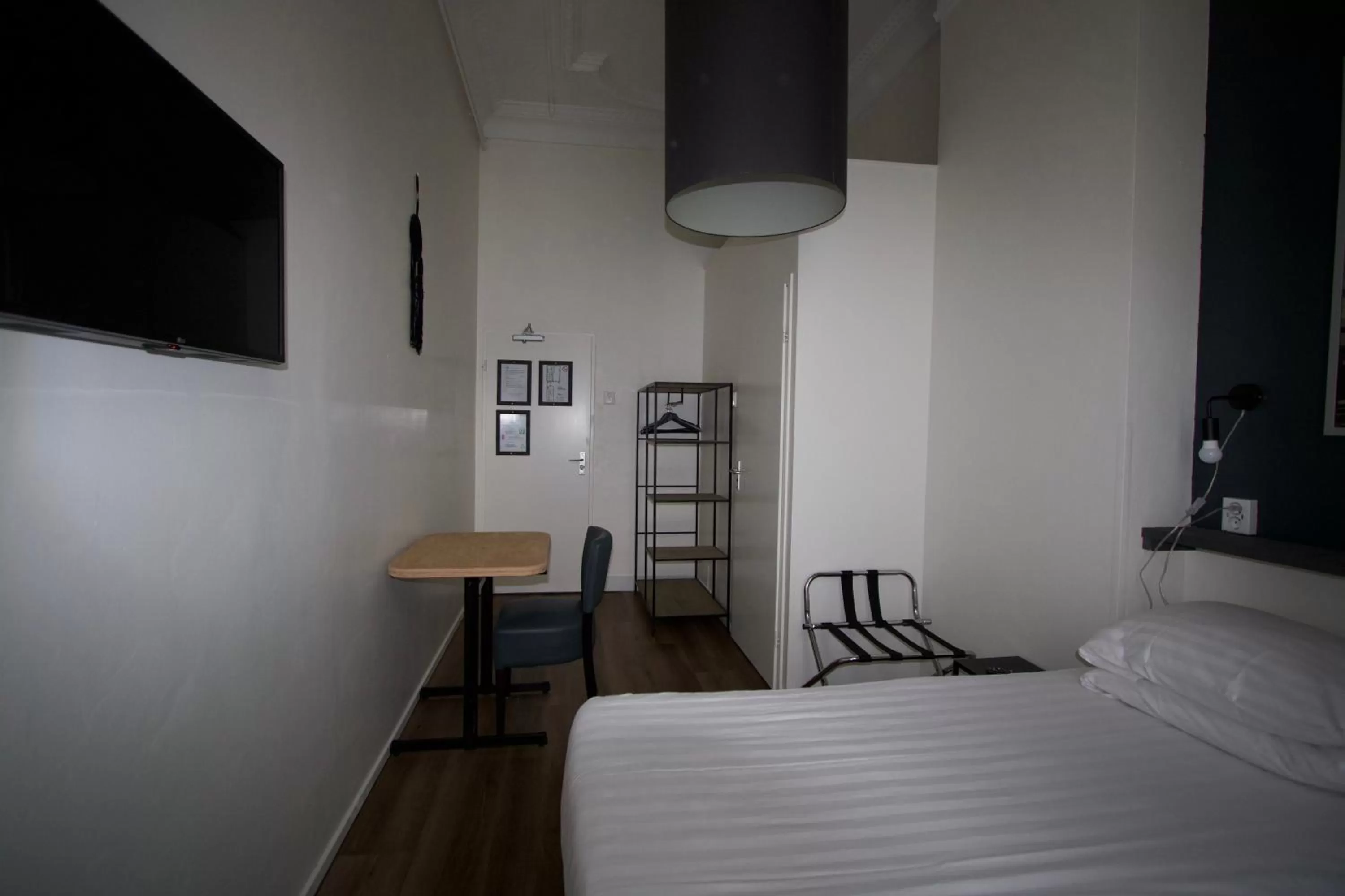 Photo of the whole room, Bed in Hotel Hortus