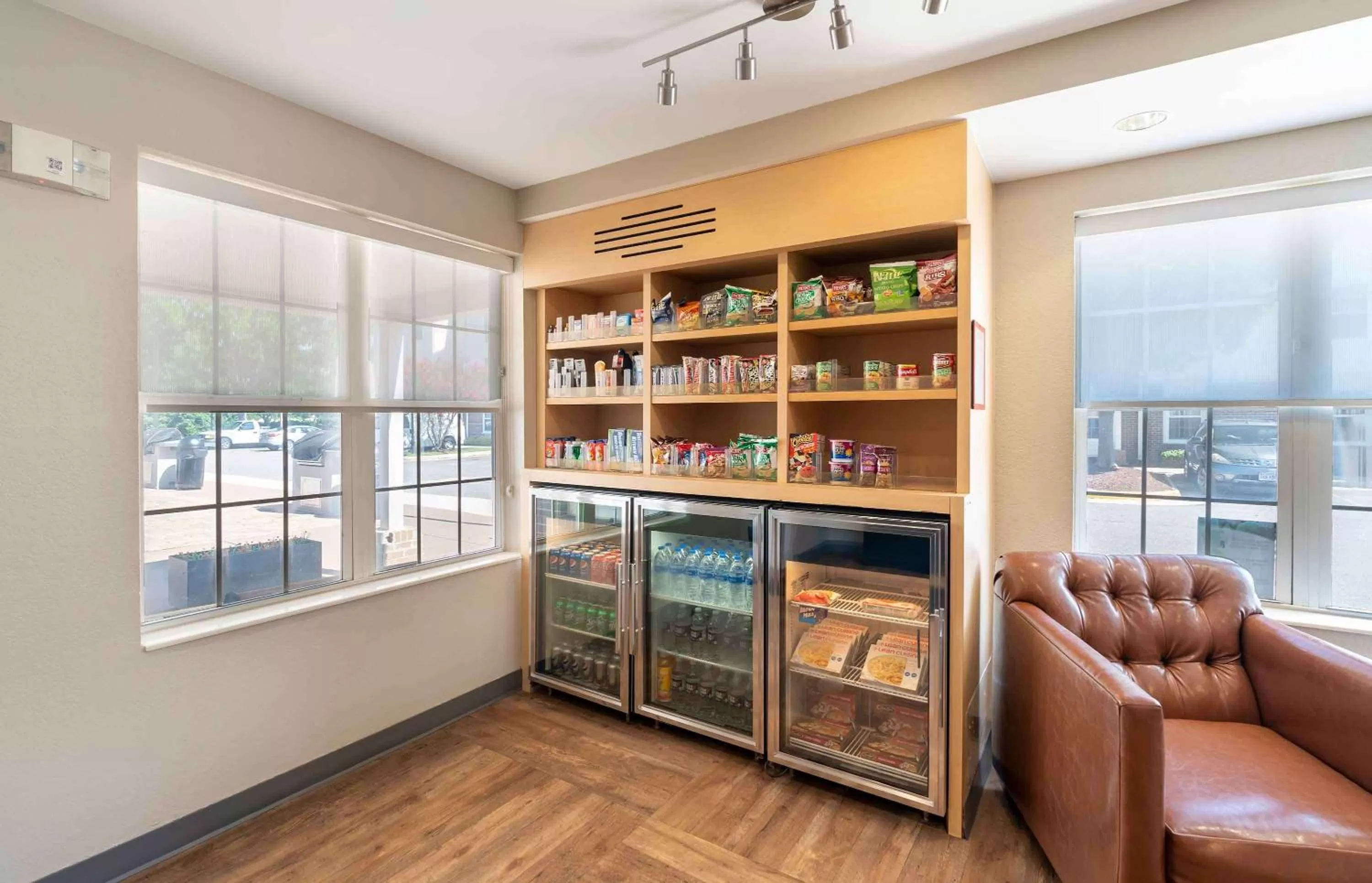 Breakfast in Extended Stay America Suites - Norfolk - Virginia Beach