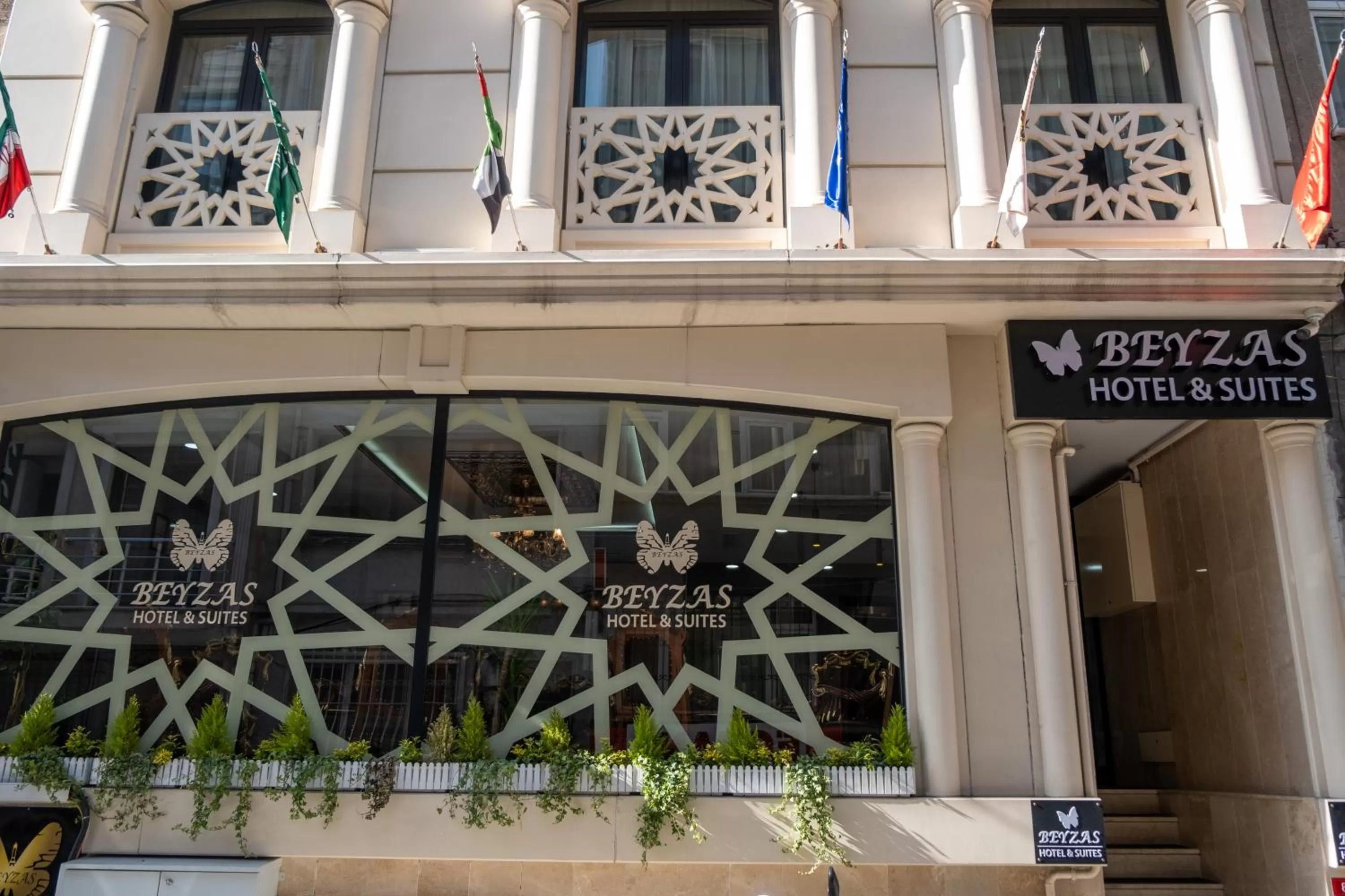 Property Building in Beyzas Hotels & Suites