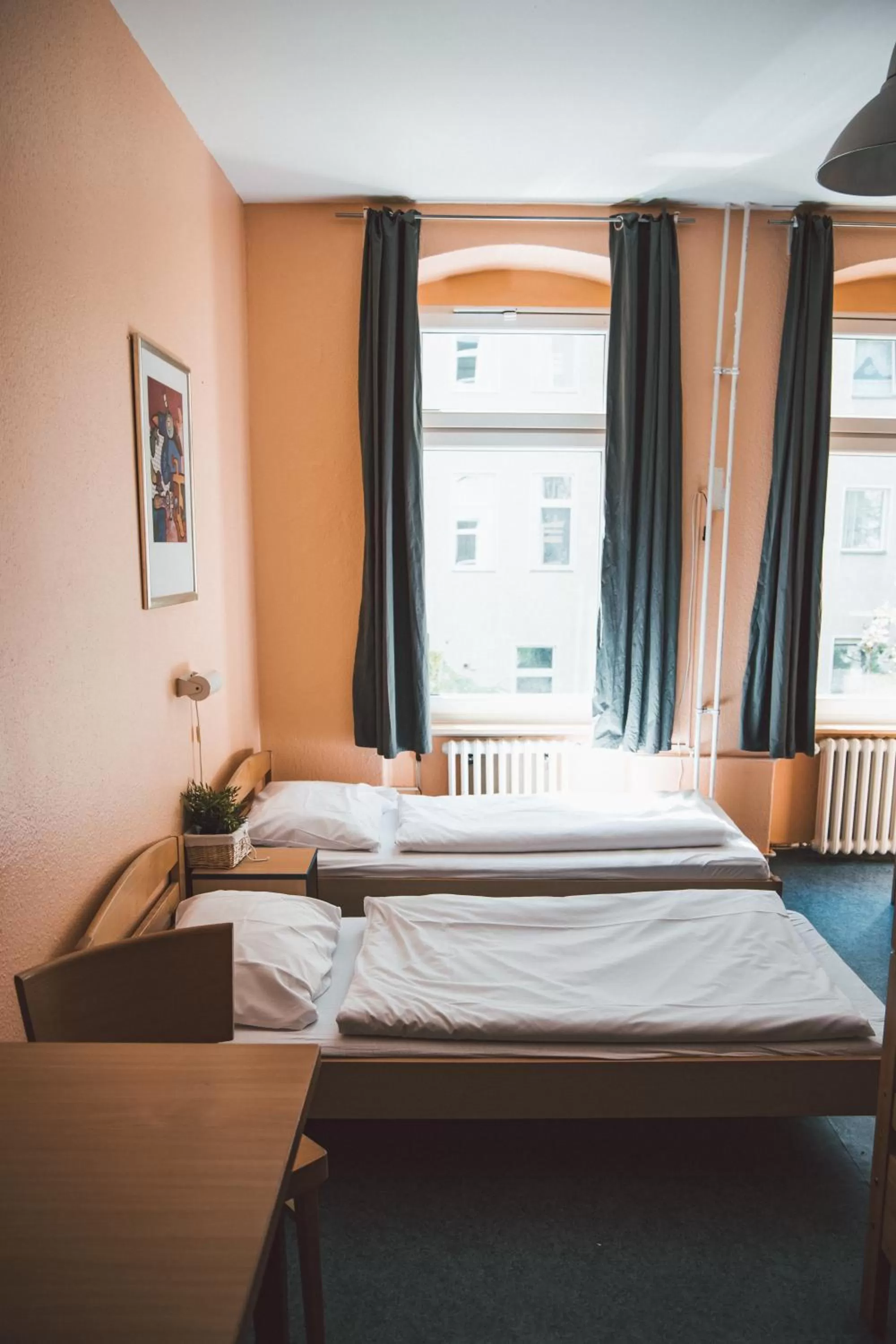 Staff, Bed in Happy Hotel Berlin