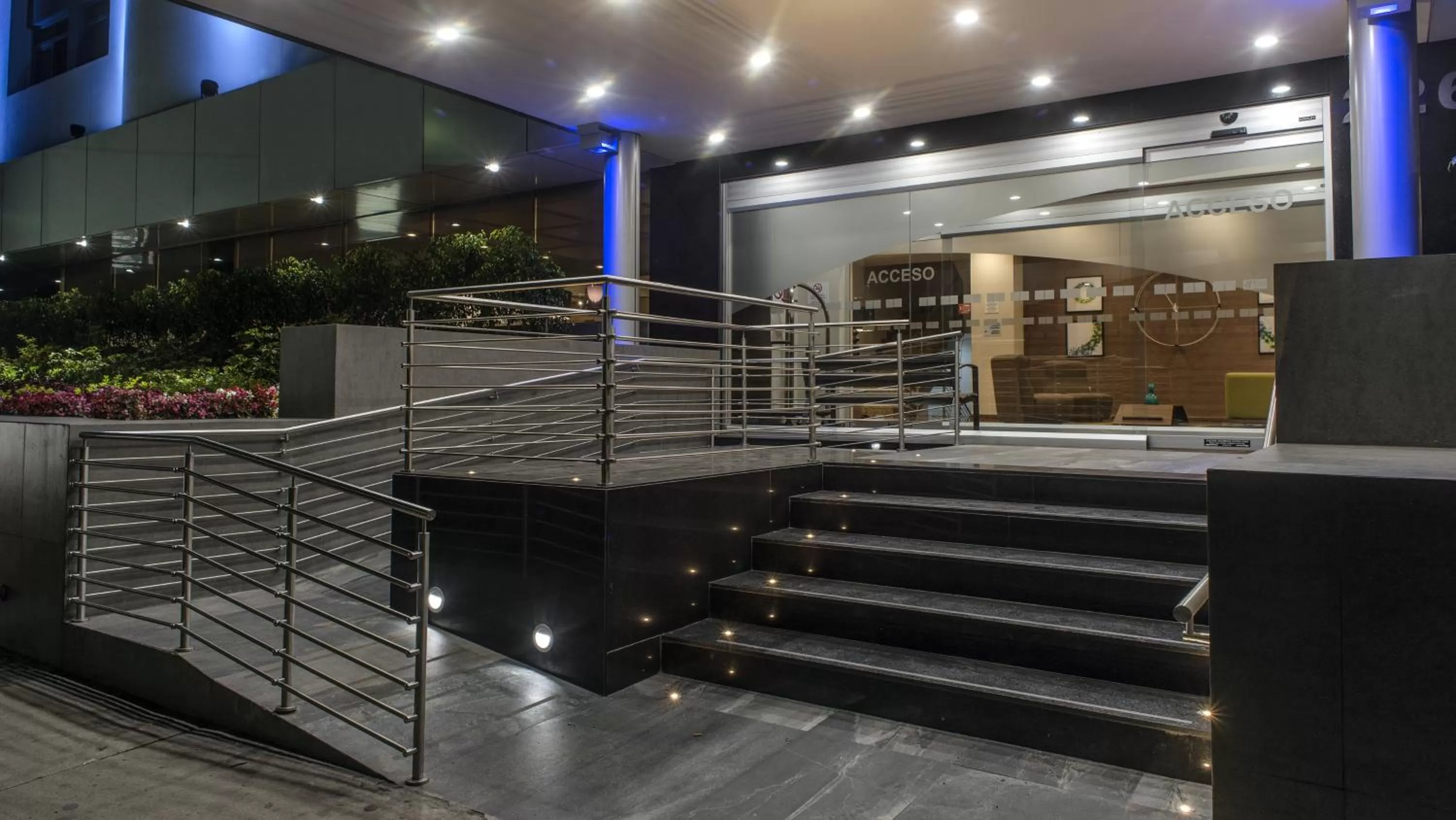 Property building in Holiday Inn Express Mexico- Toreo by IHG