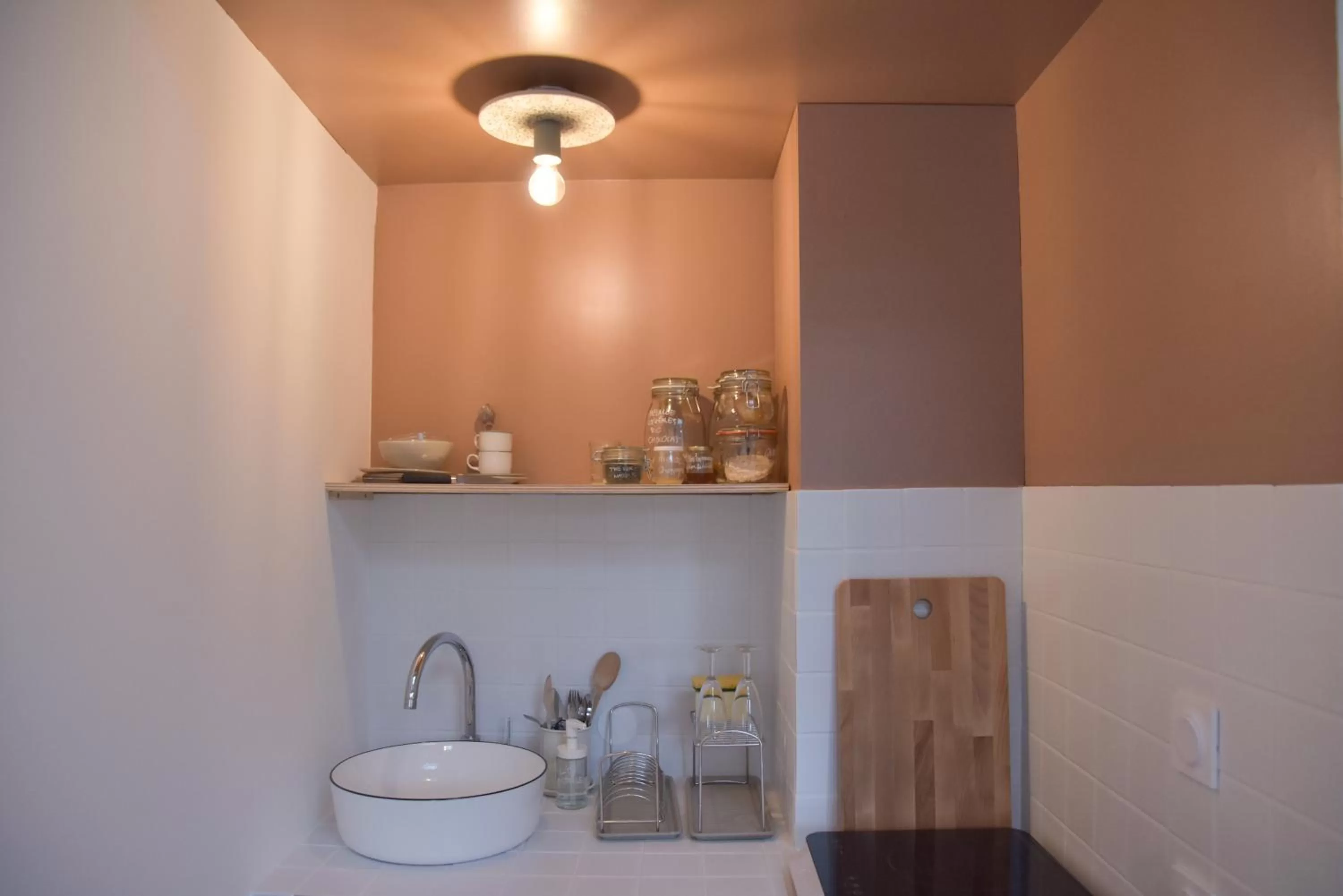 Kitchen/Kitchenette in Le Bivouac - Toulouse