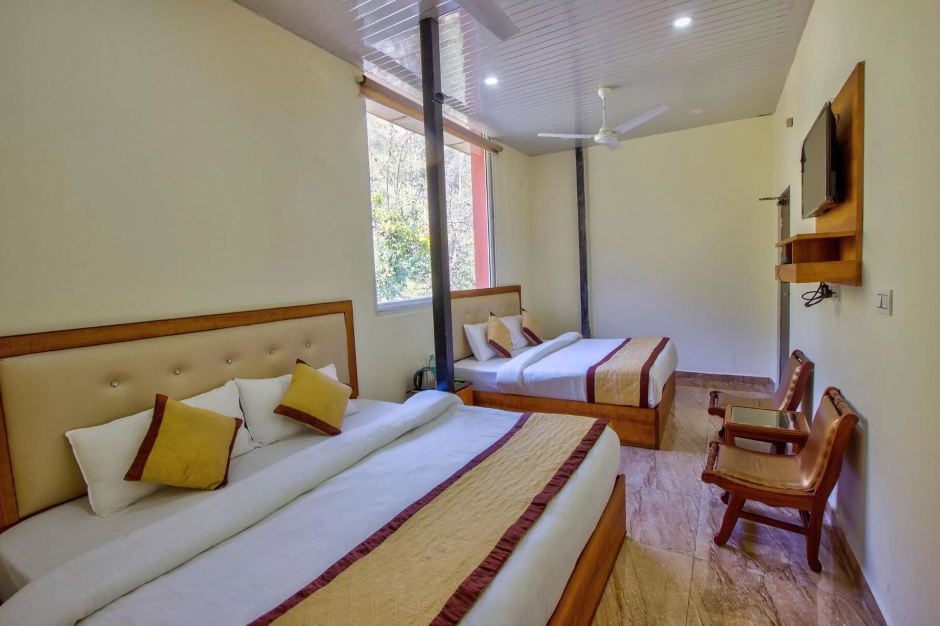 Bedroom, Bed in Hotel Bliss Valley - Hotel in Dharamshala