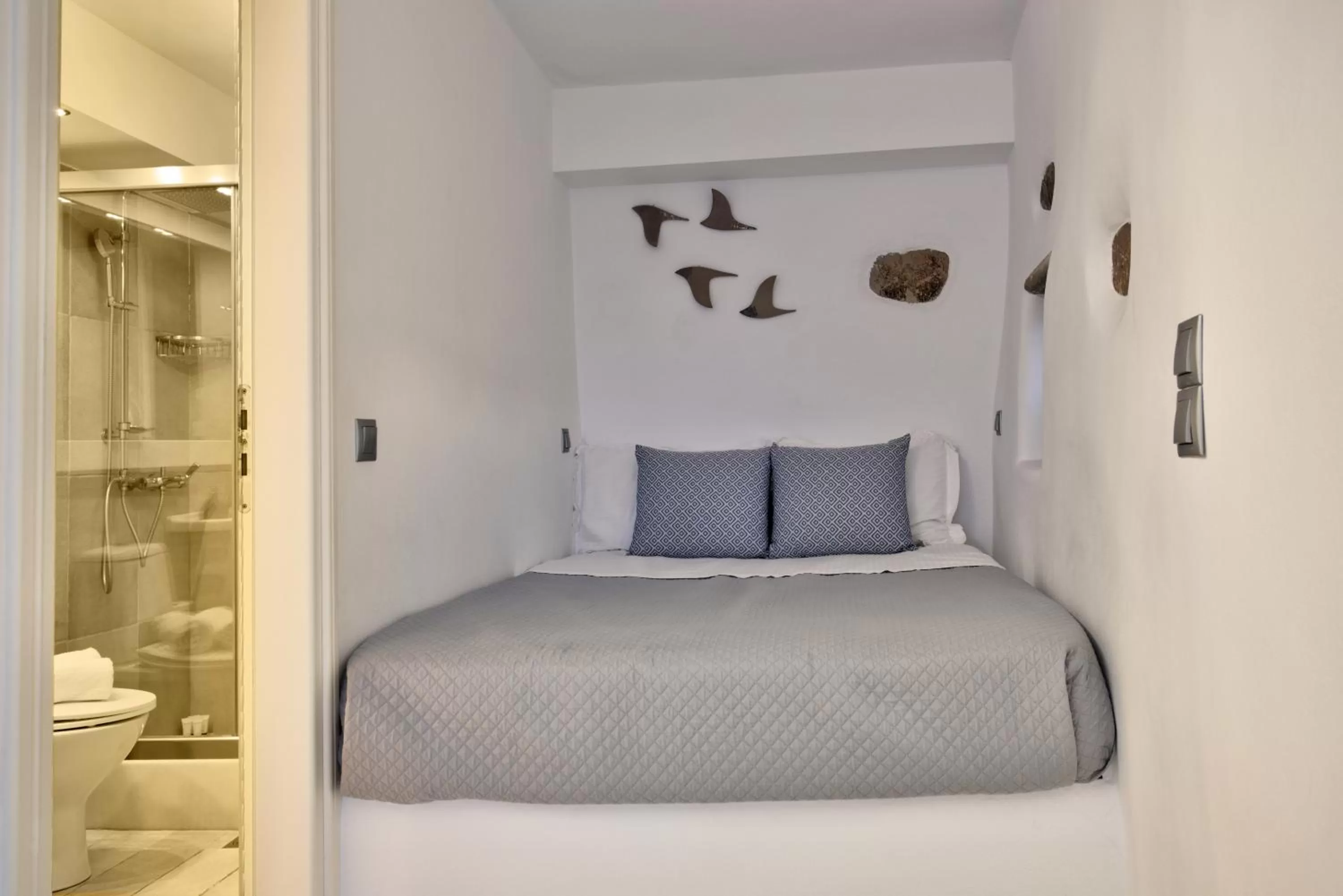 Bed in Katerina mare