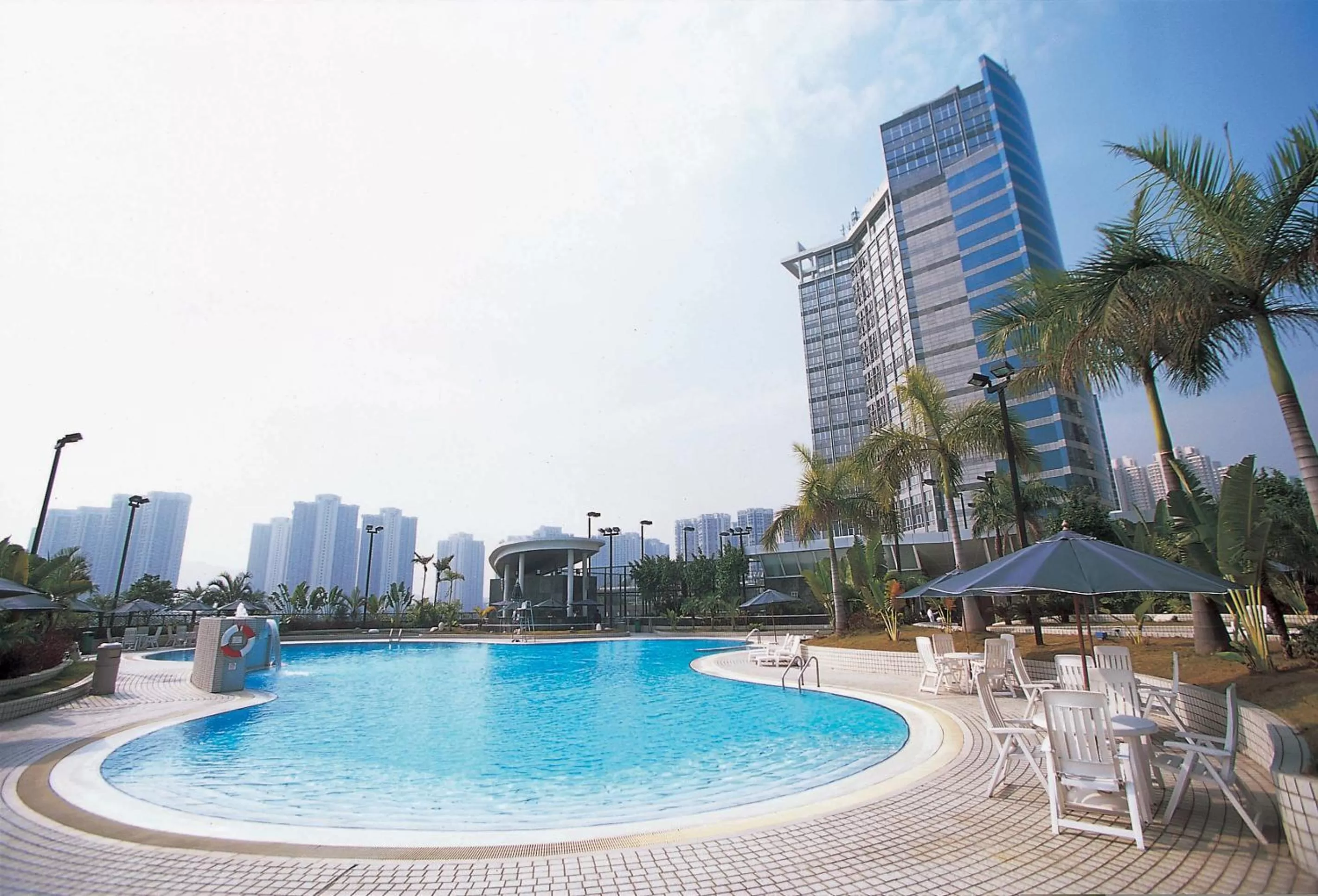 Swimming pool in Harbour Plaza Resort City