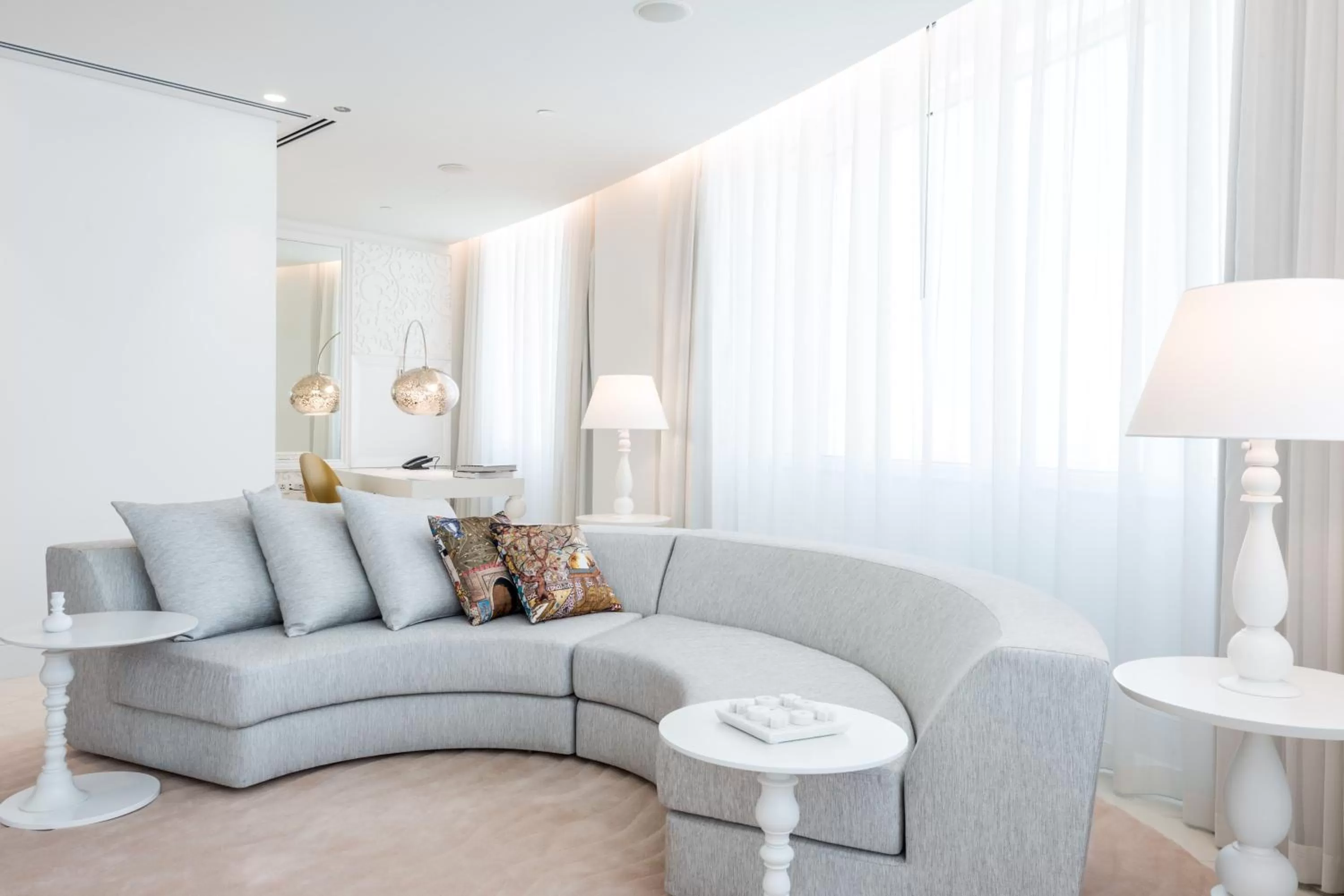 Living room in Mondrian Doha