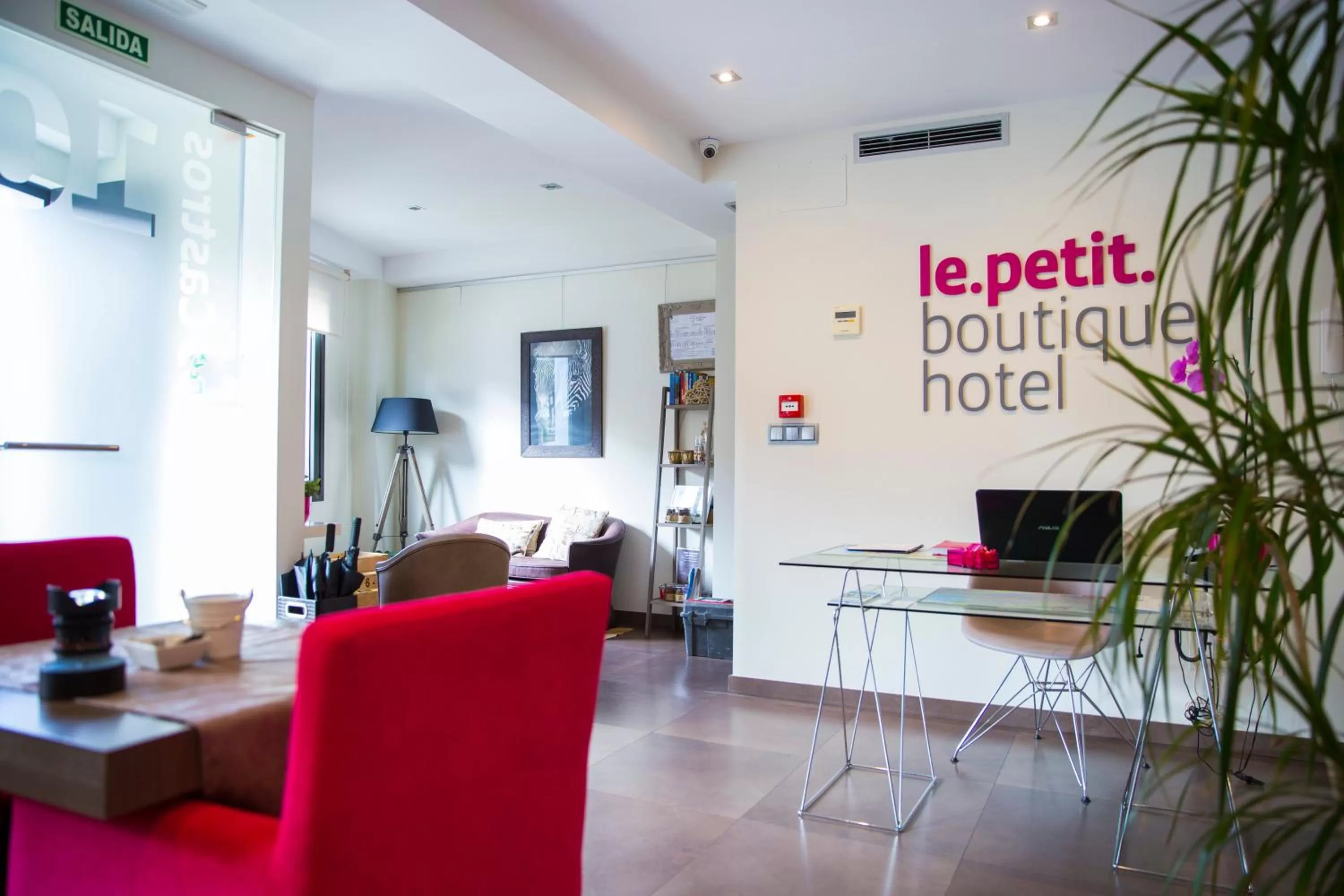 Lobby or reception in Le Petit Boutique Hotel