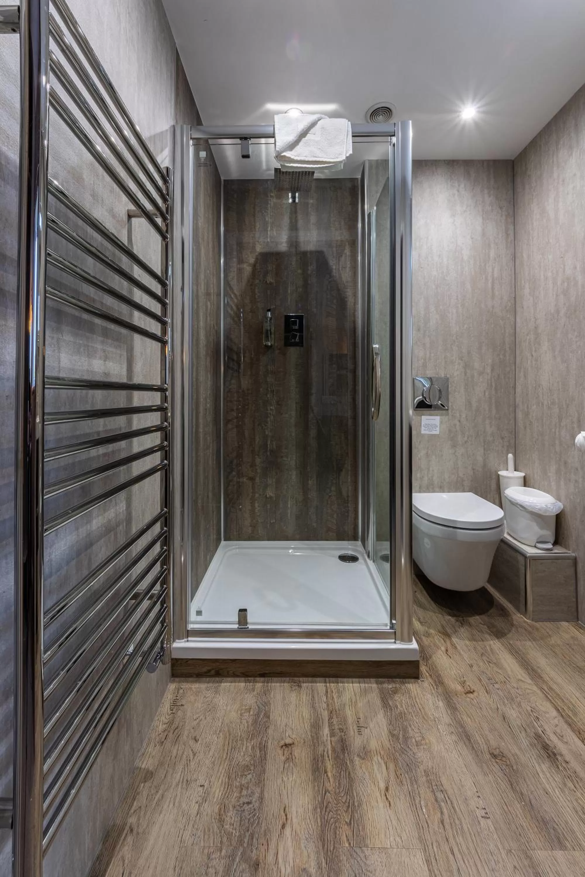 Bathroom in Crossways