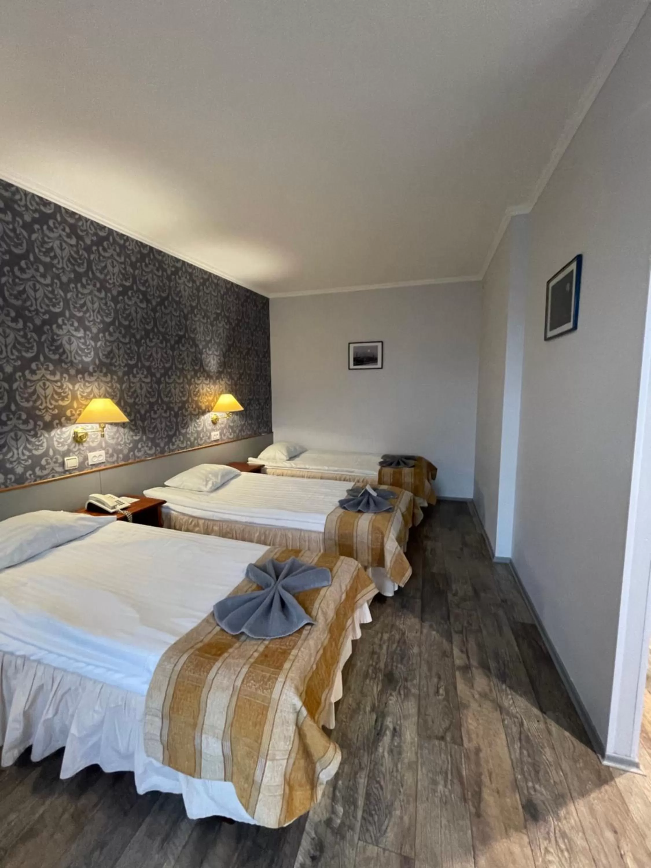 View (from property/room), Bed in NB Hotel with Free Parking