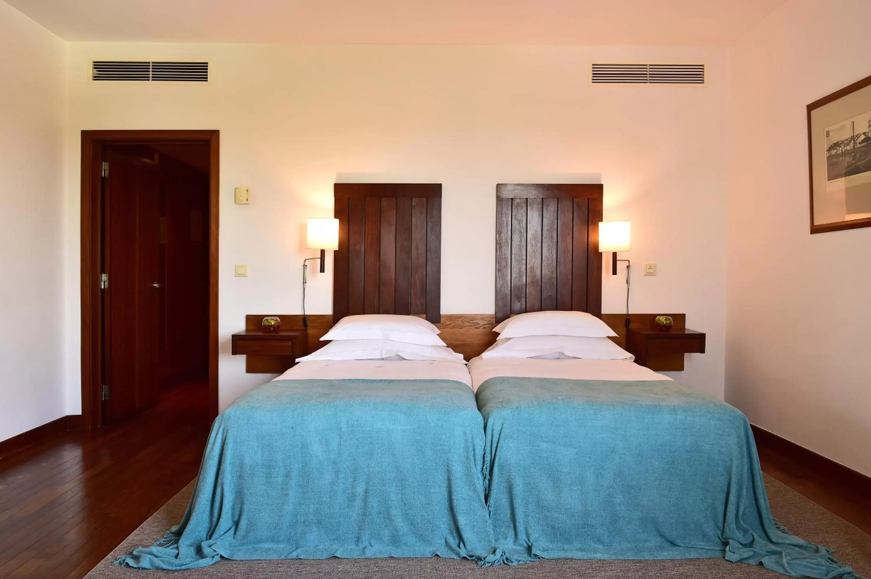 Classic Double or Twin Room in Pousada Castelo de Alcacer do Sal Classic Double or Twin Room in Pousada Castelo de Alcacer do Sal