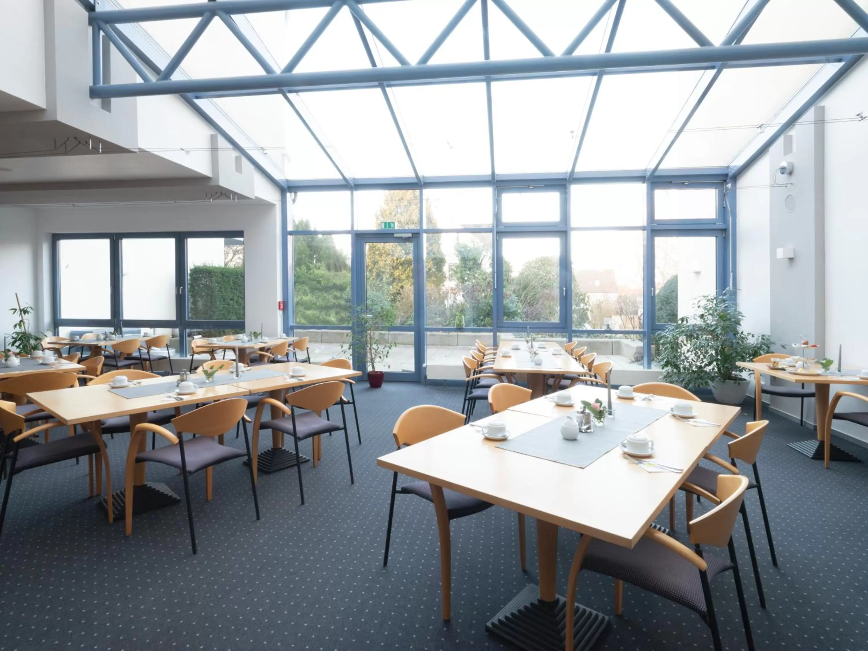 Restaurant/places to eat in Hotel am Stadtpark