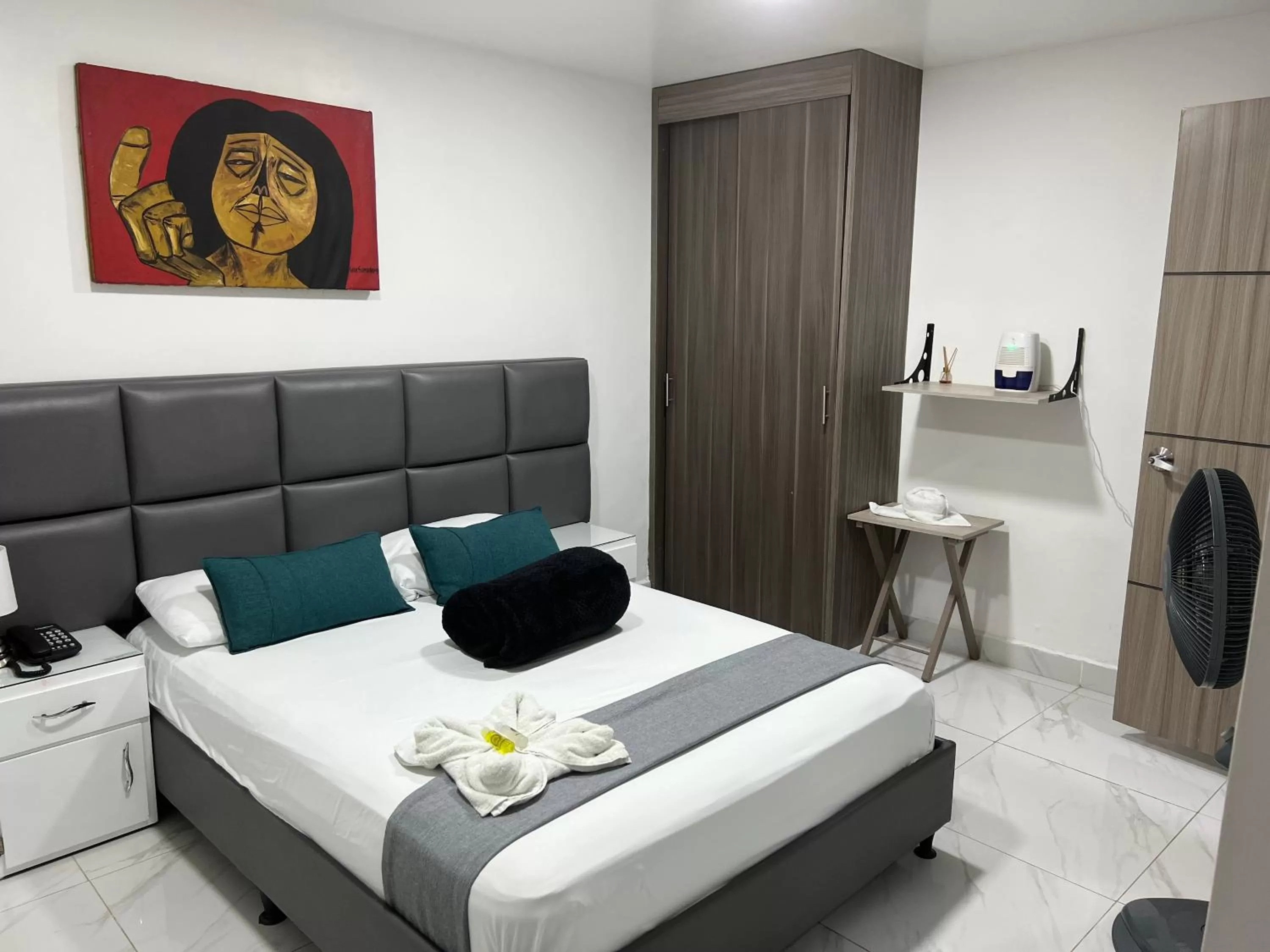 Photo of the whole room in La Forêt de Café Hotel