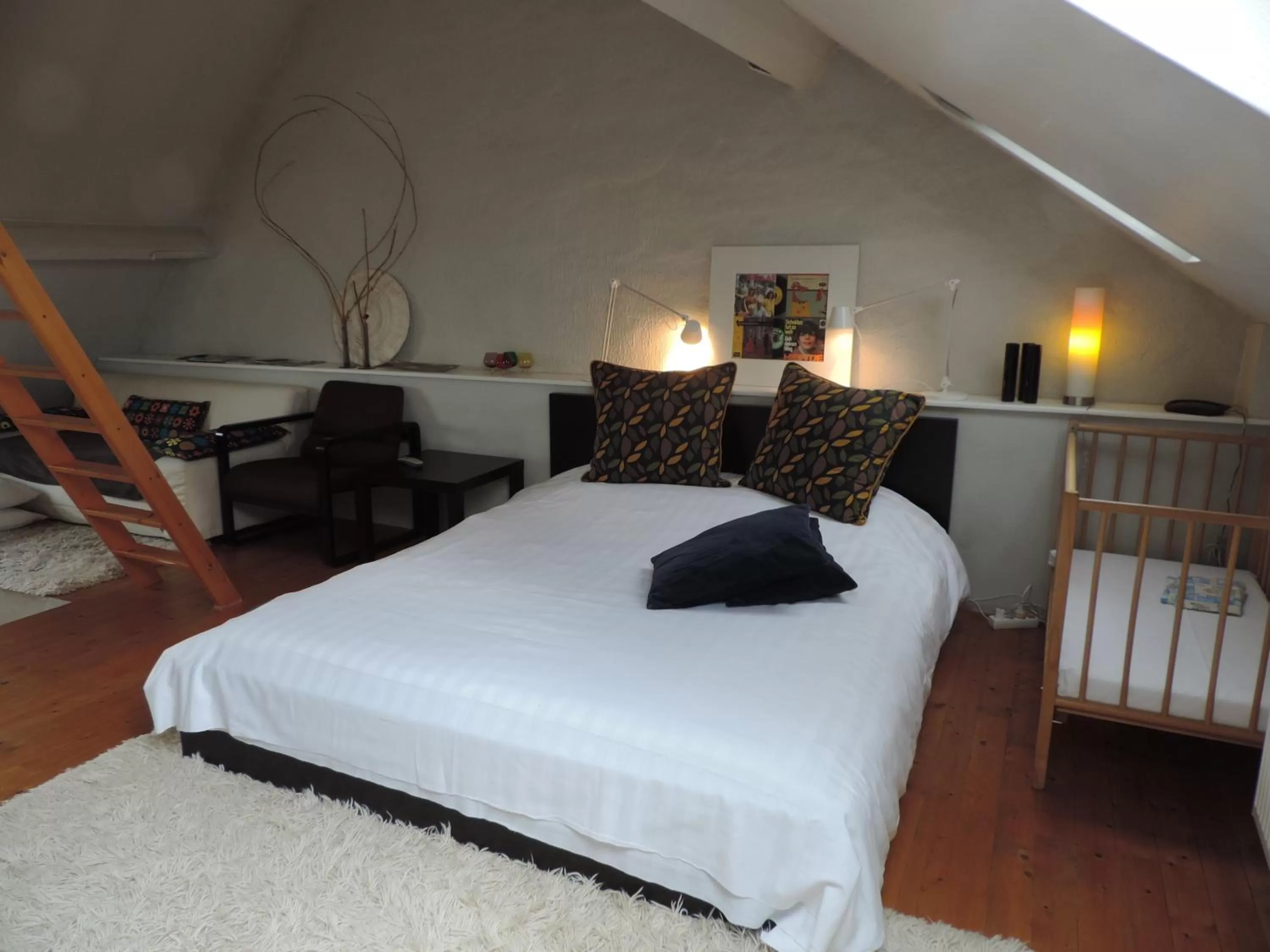 Bed in B&B Lodging At 8