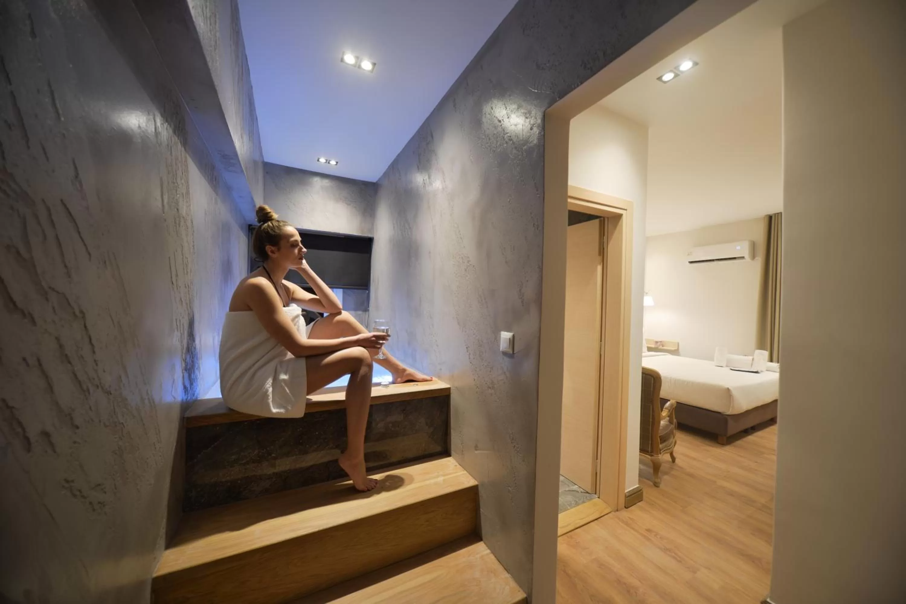 Hot Tub in Anixi Hotel by AP