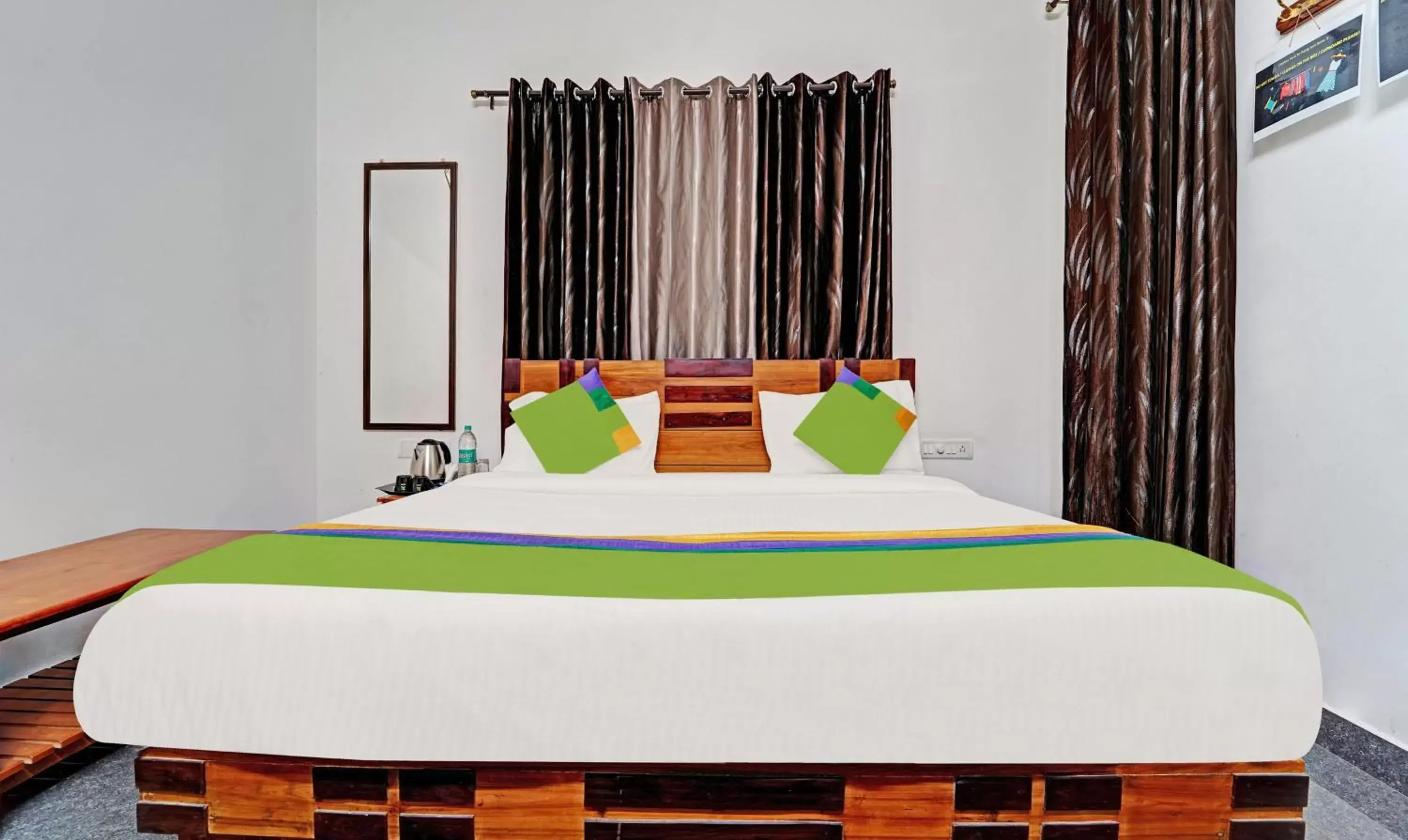 Standard Double Room in Treebo Alaka Rester Homestay Standard Double Room in Treebo Alaka Rester Homestay