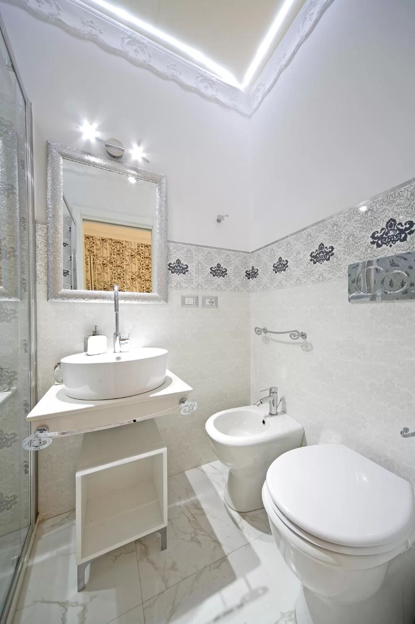 Bathroom in La Dimora Del Marchese