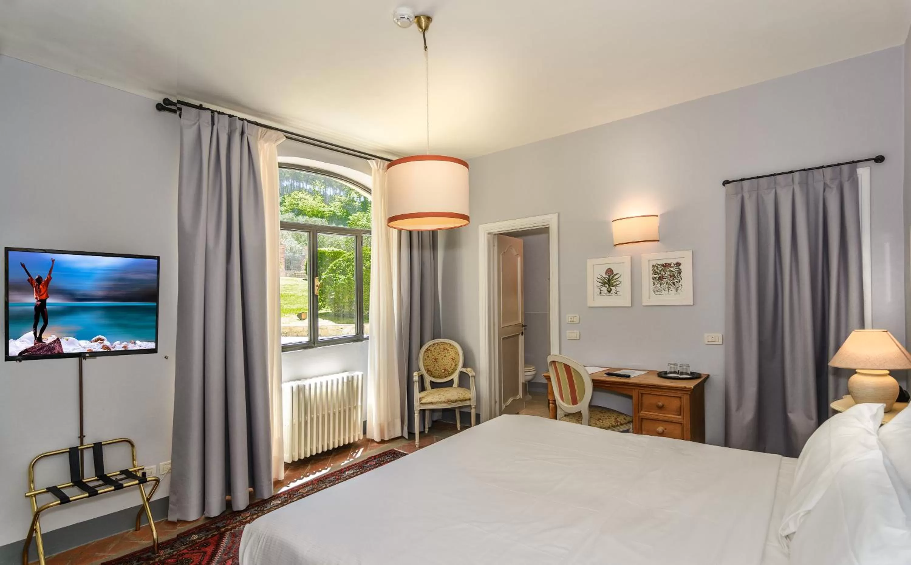 Bed in Hotel Albergo Villa Marta