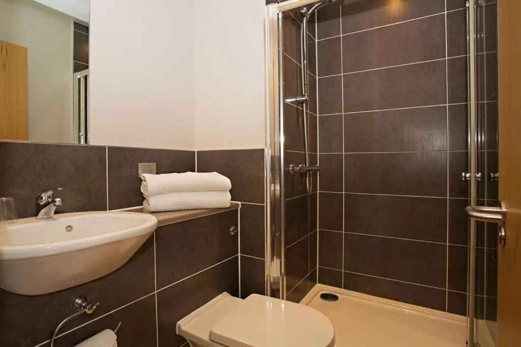 Britannia Study Hotel