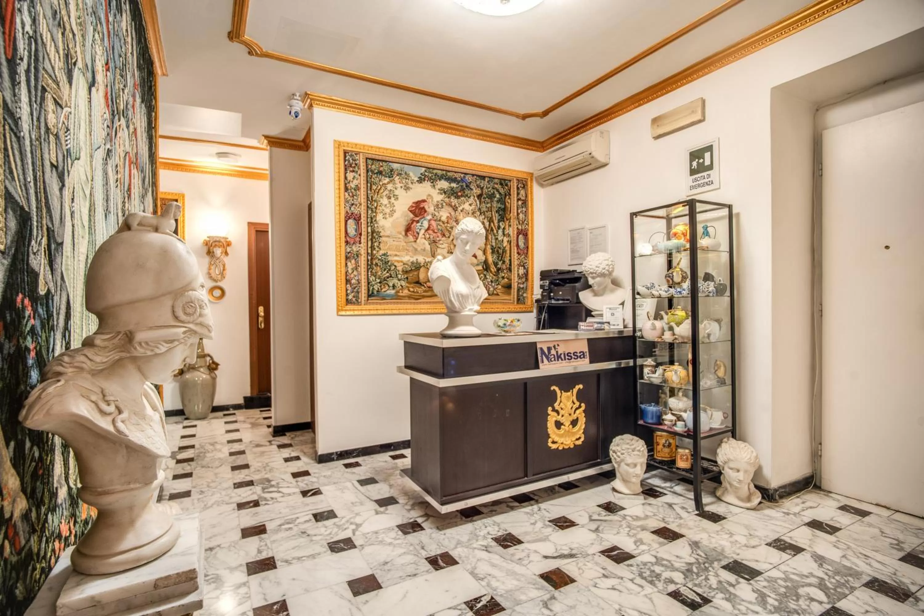 Lobby or reception in Nakissa Inn