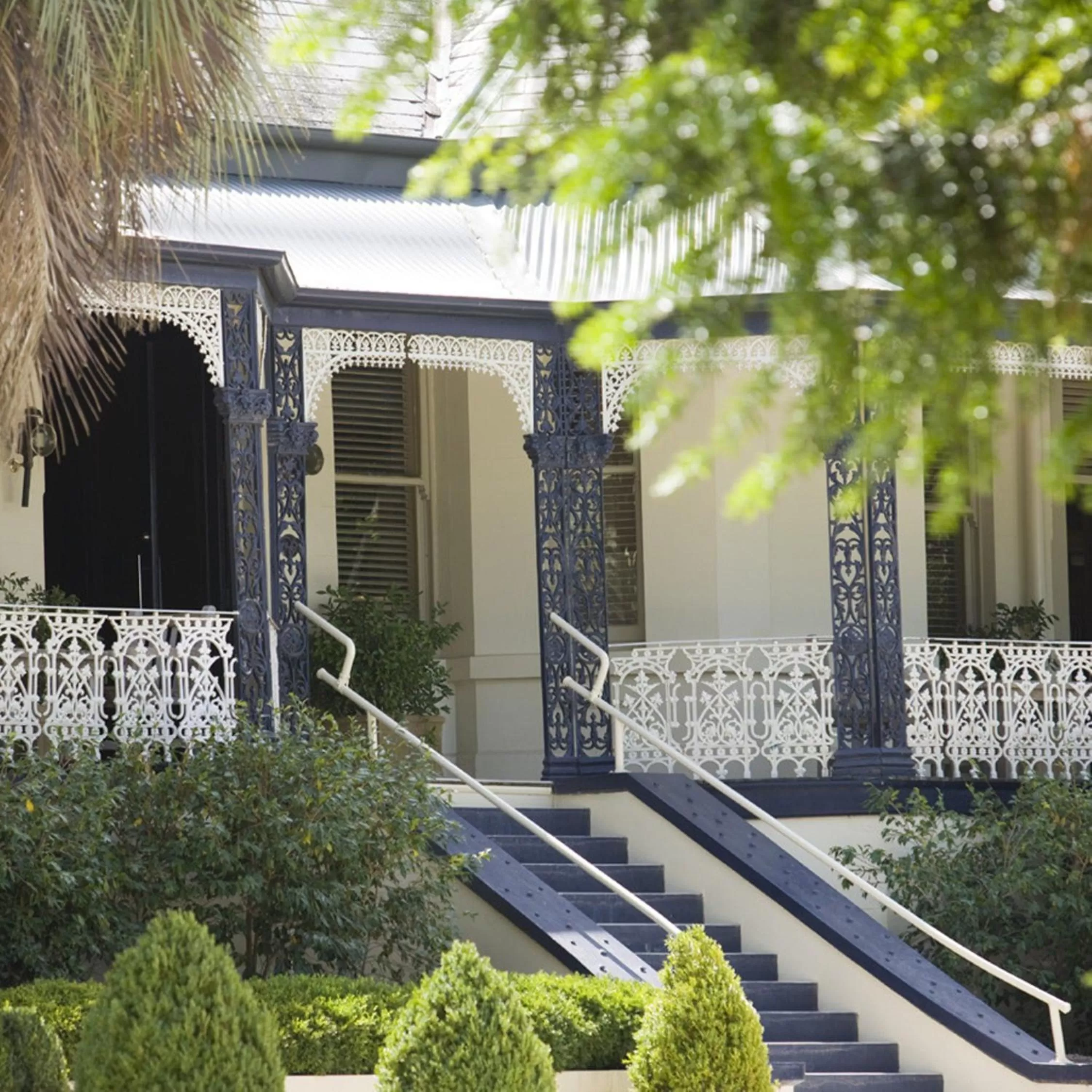 Facade/entrance in Peppers Craigieburn Resort