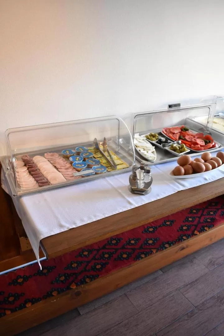 Breakfast in Garni Hotel Konak