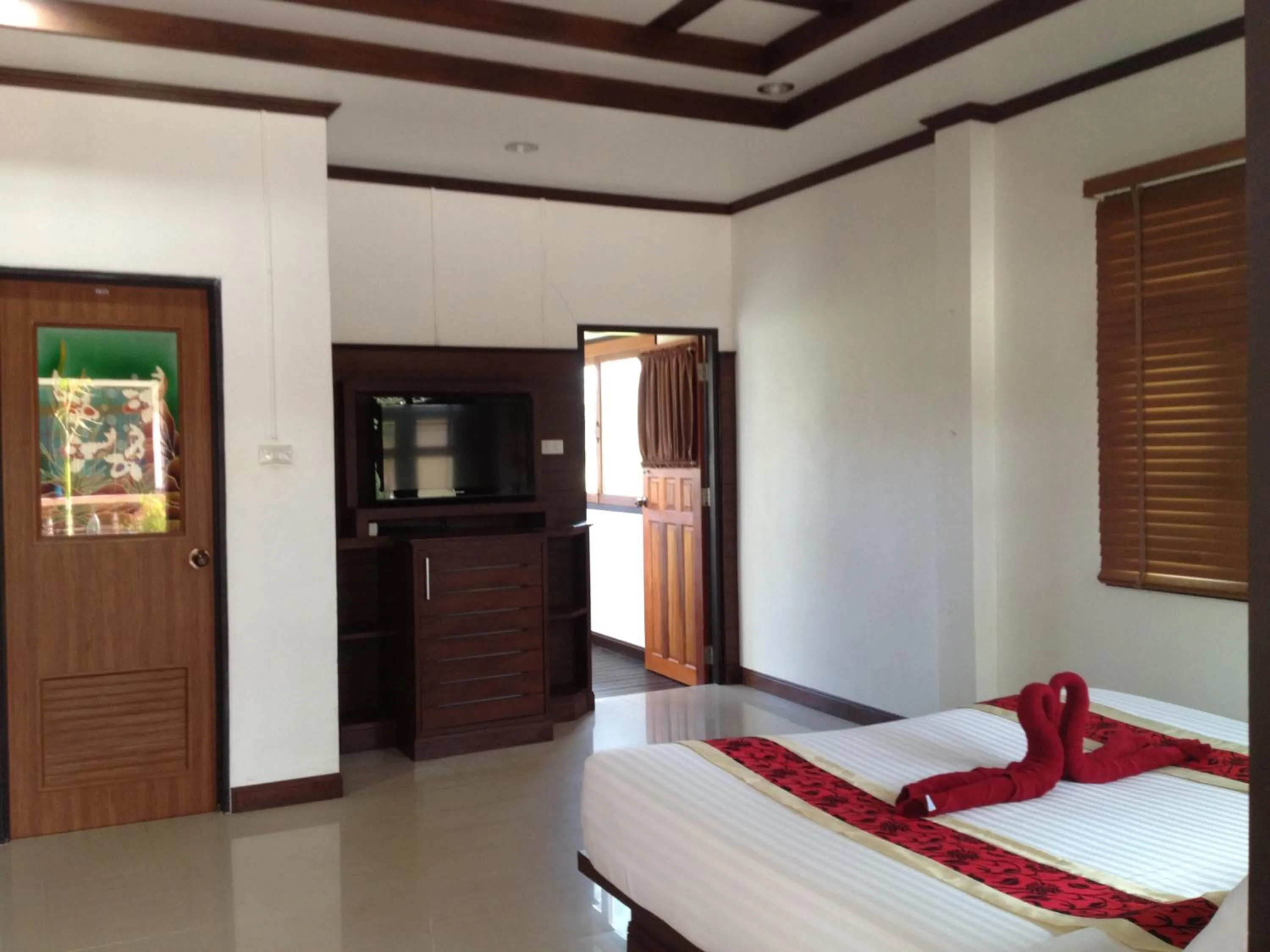 Photo of the whole room, Bed in Khum Laanta Resort - SHA Extra Plus