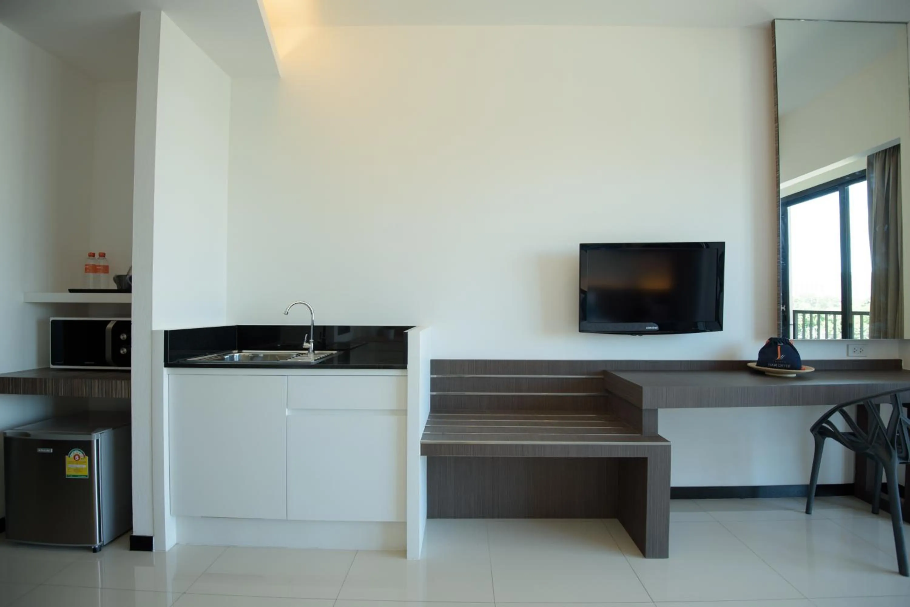 Bedroom in Hotel J Residence Pattaya