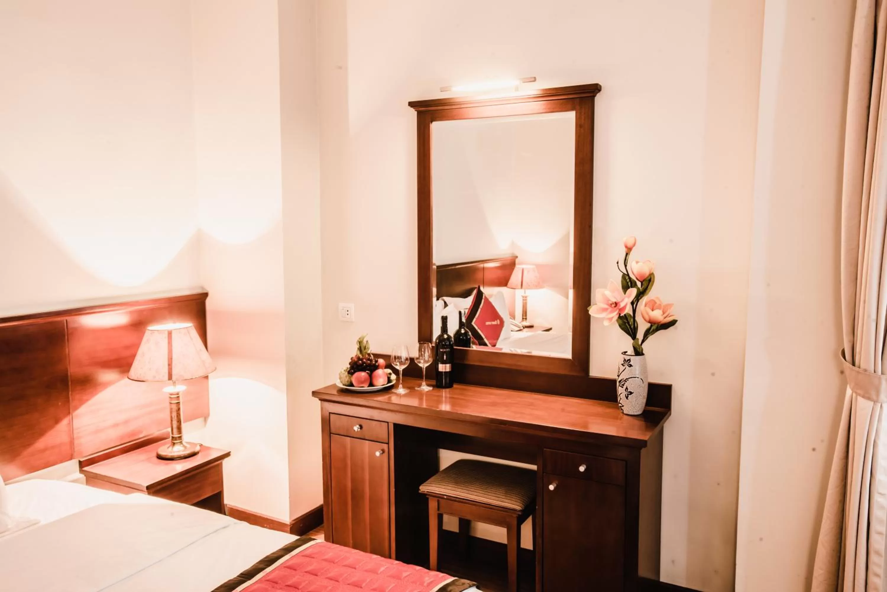 Decorative detail, Bed in HANZ Sunny 2 Hotel Hanoi