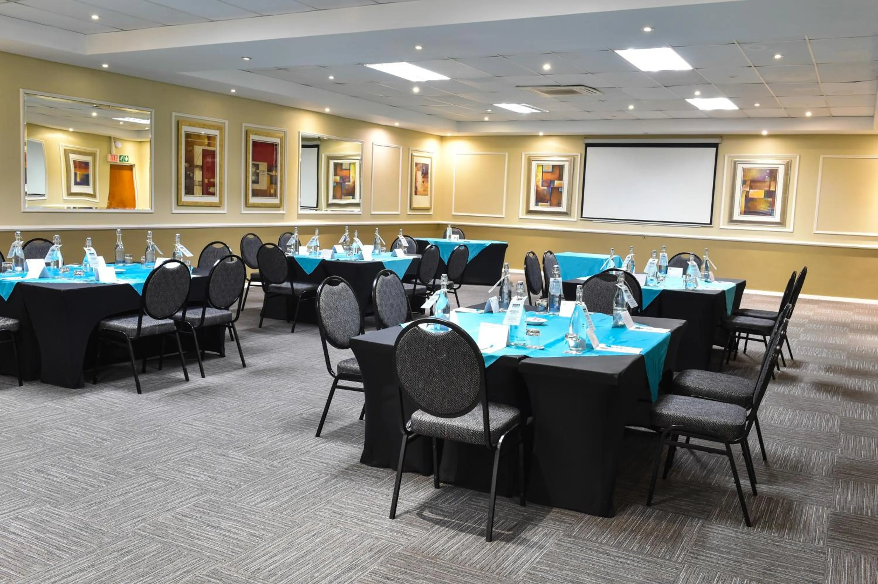 Business facilities in CedarWoods of Sandton