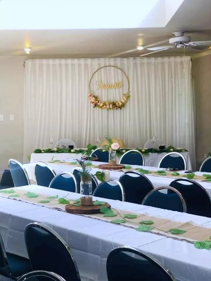 Game Room in Parklane Motor Lodge