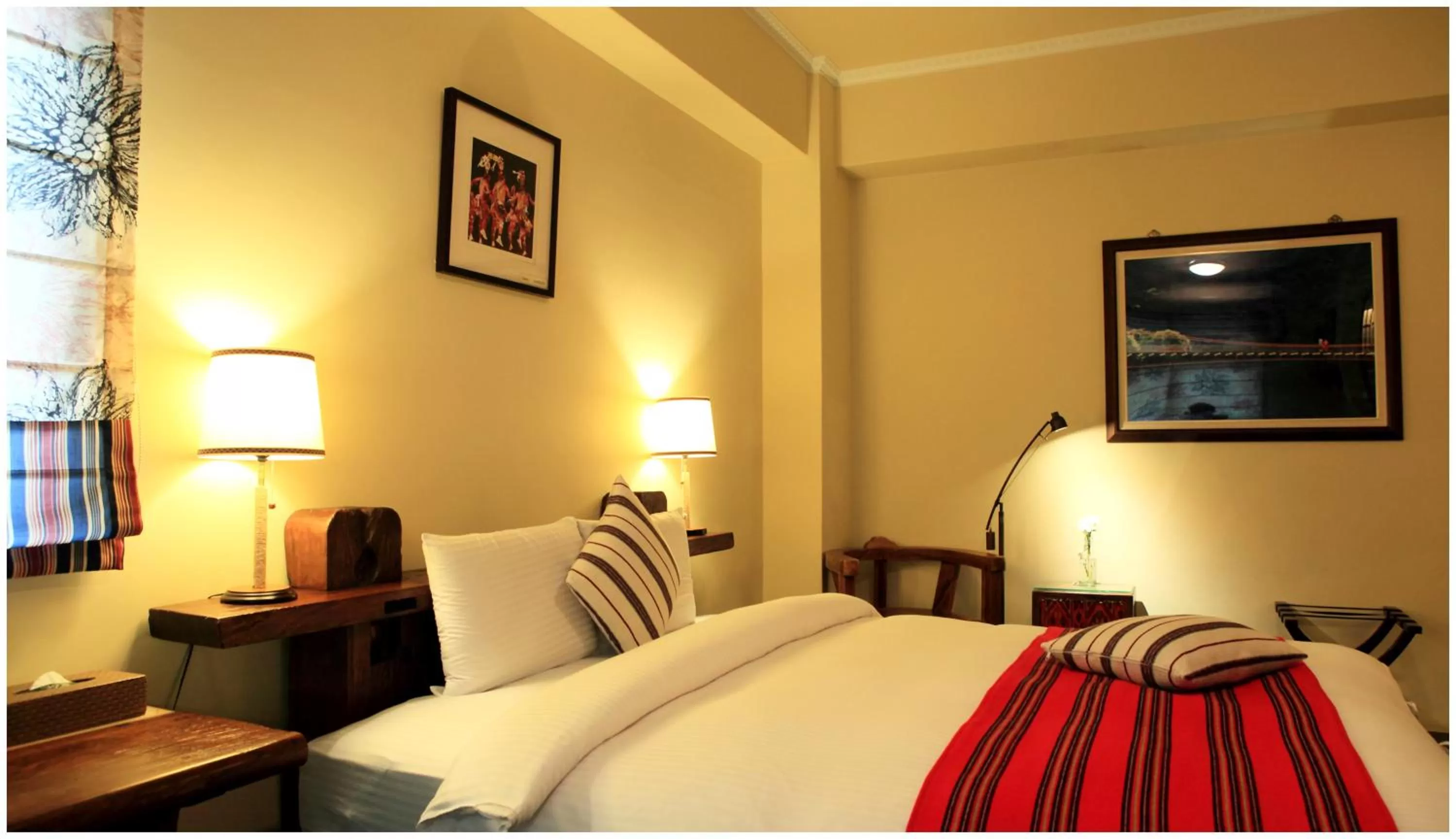 Decorative detail, Bed in Errantry Lodge & Studio