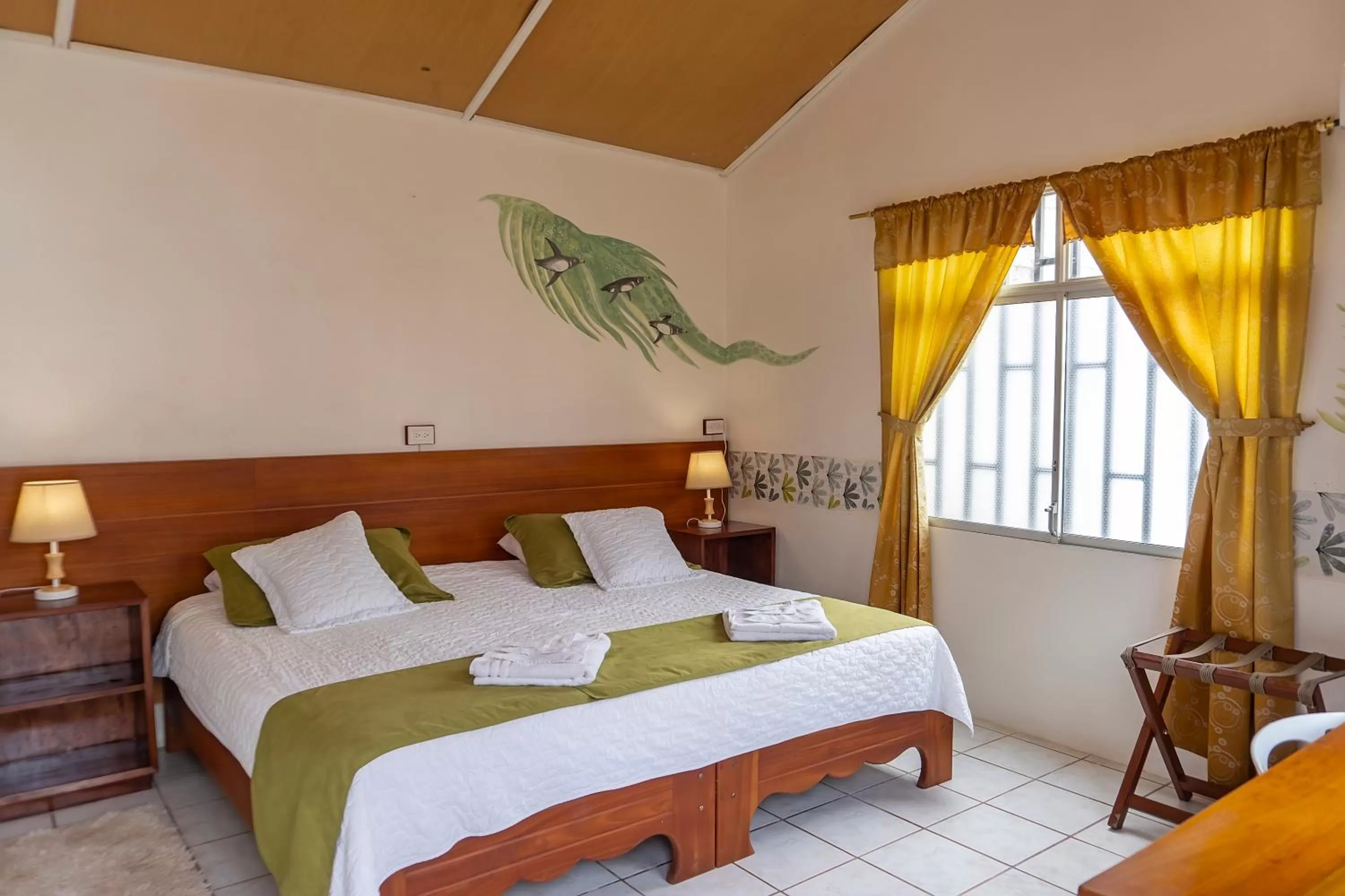 Bedroom, Bed in Hotel Coral Blanco with high speed internet Starlink