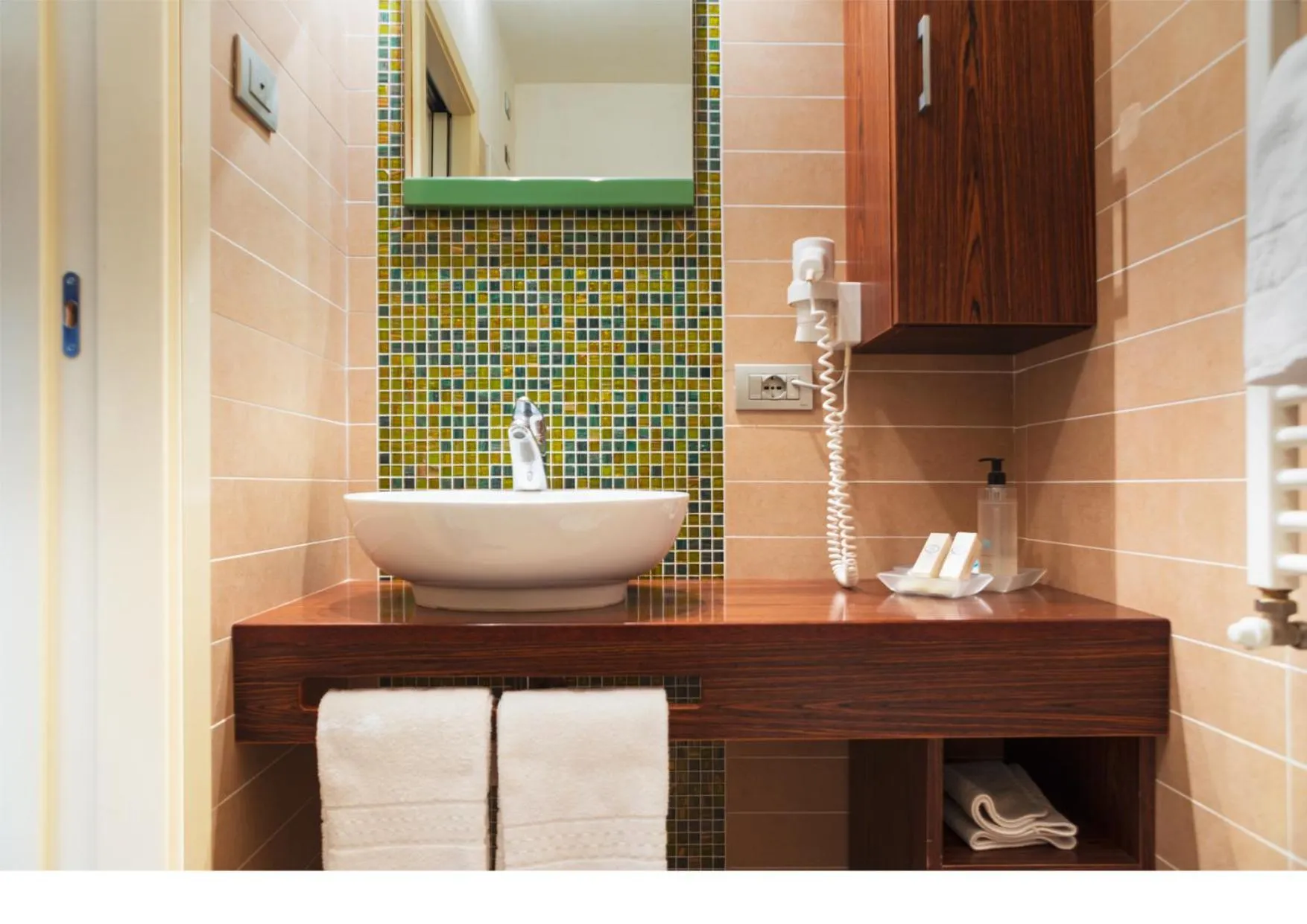 Triple Room in Hotel Lago Di Garda