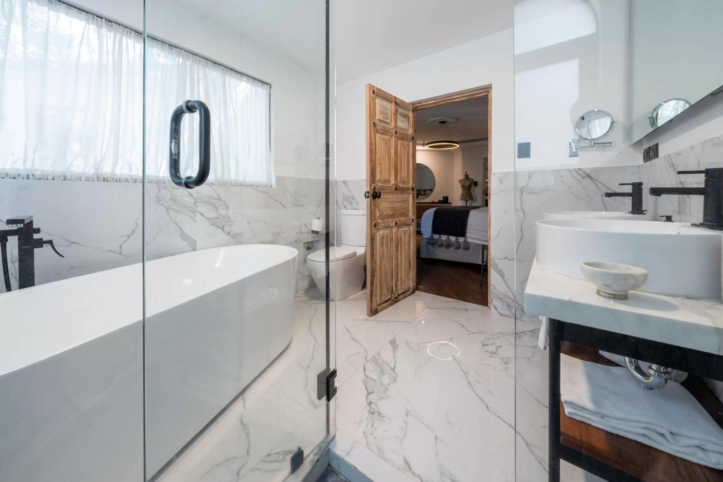 Bathroom in Orchid House Mexico City