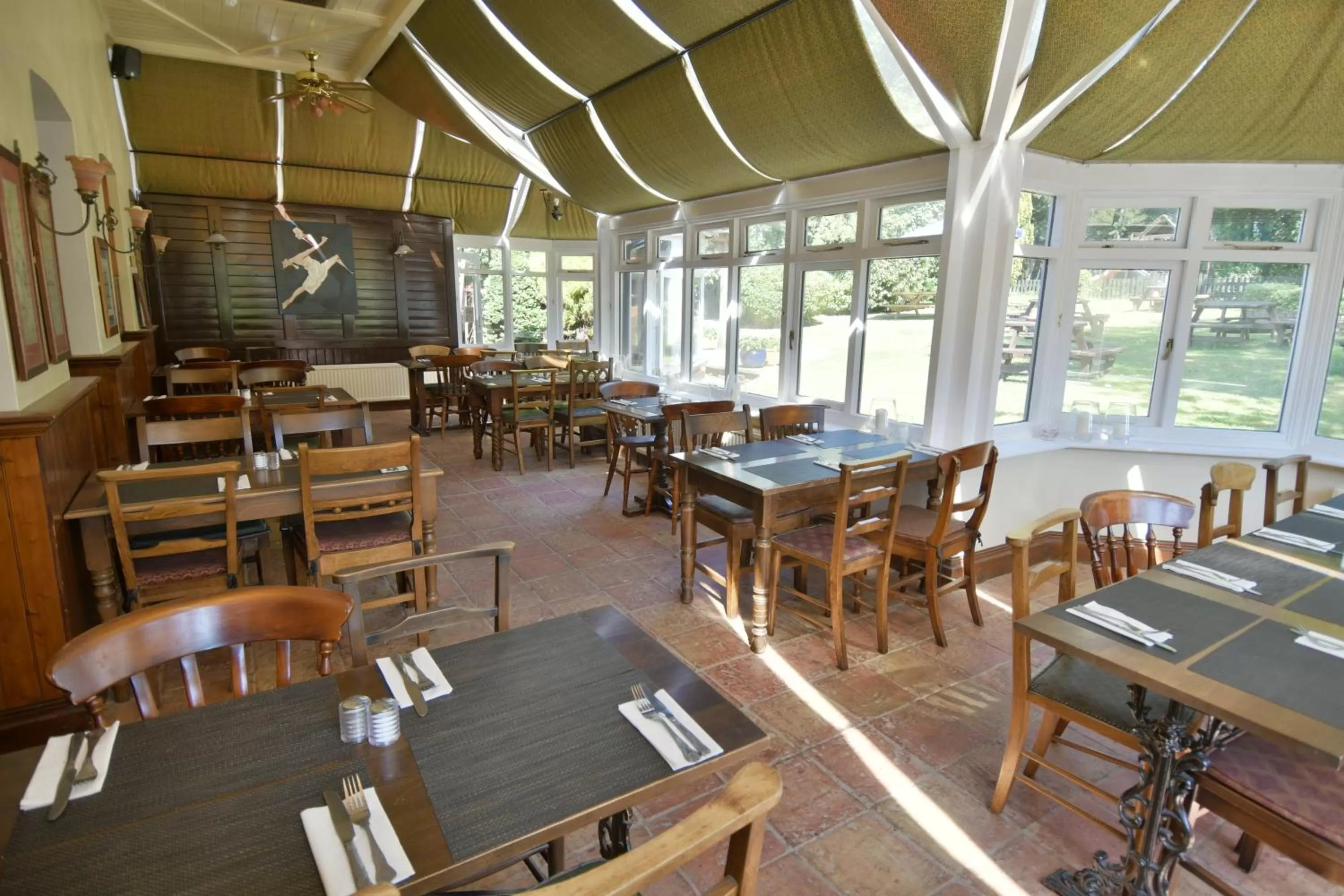 Restaurant/places to eat in The Inn On The Green