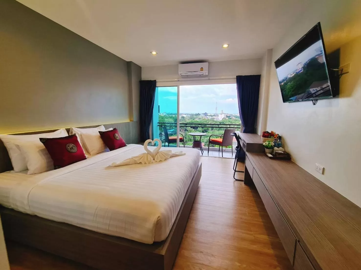 Photo of the whole room, Bed in UR The Private Huahin