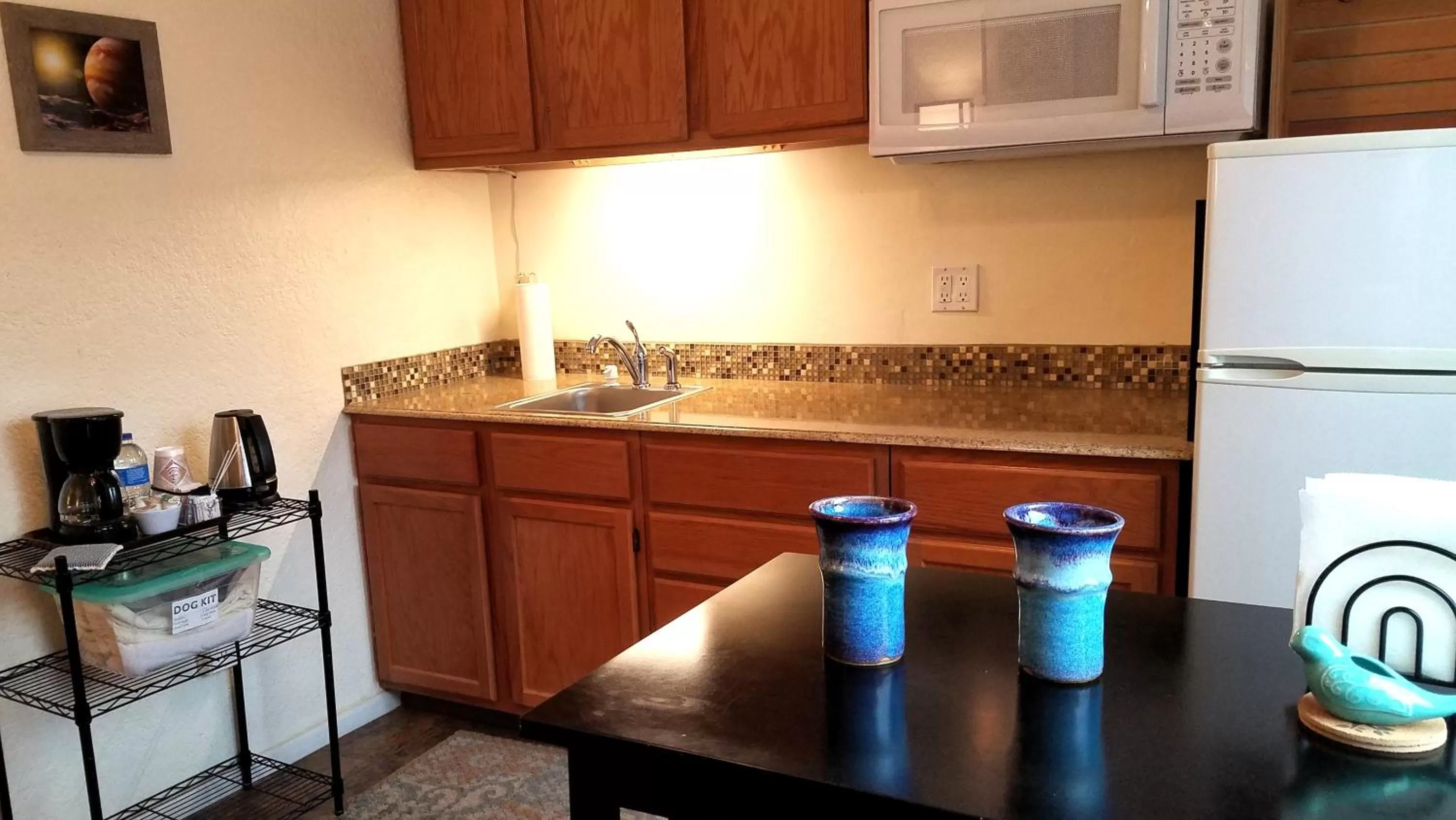 Coffee/tea facilities in Rocket Inn