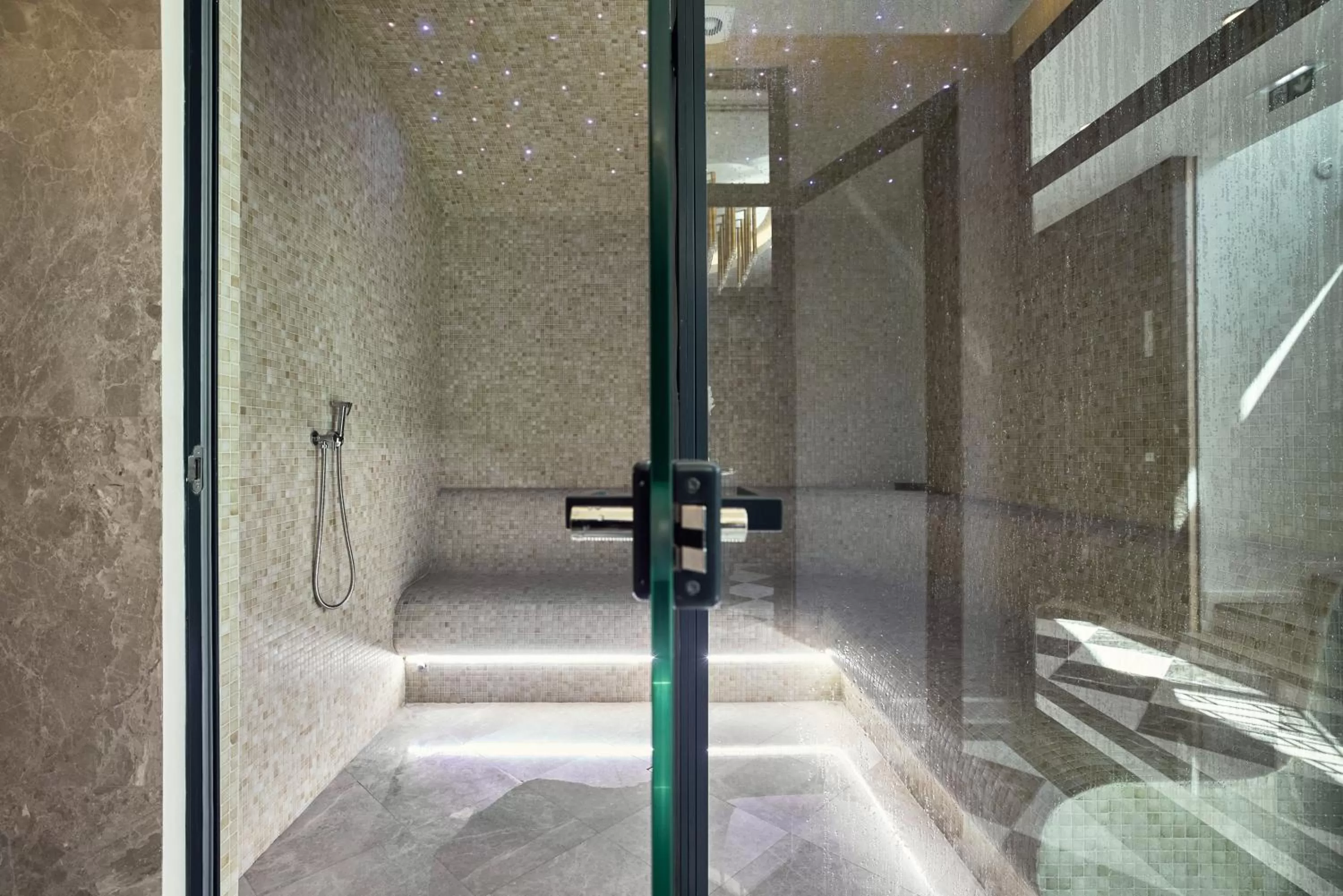 Spa and wellness centre/facilities in La Fleur Boutique Hotel