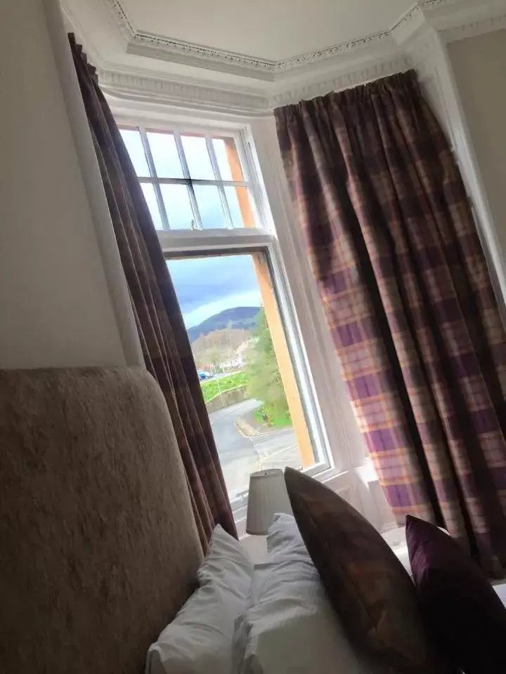 Superior Family Room in Dryburgh Arms Pub with Rooms Superior Family Room in Dryburgh Arms Pub with Rooms