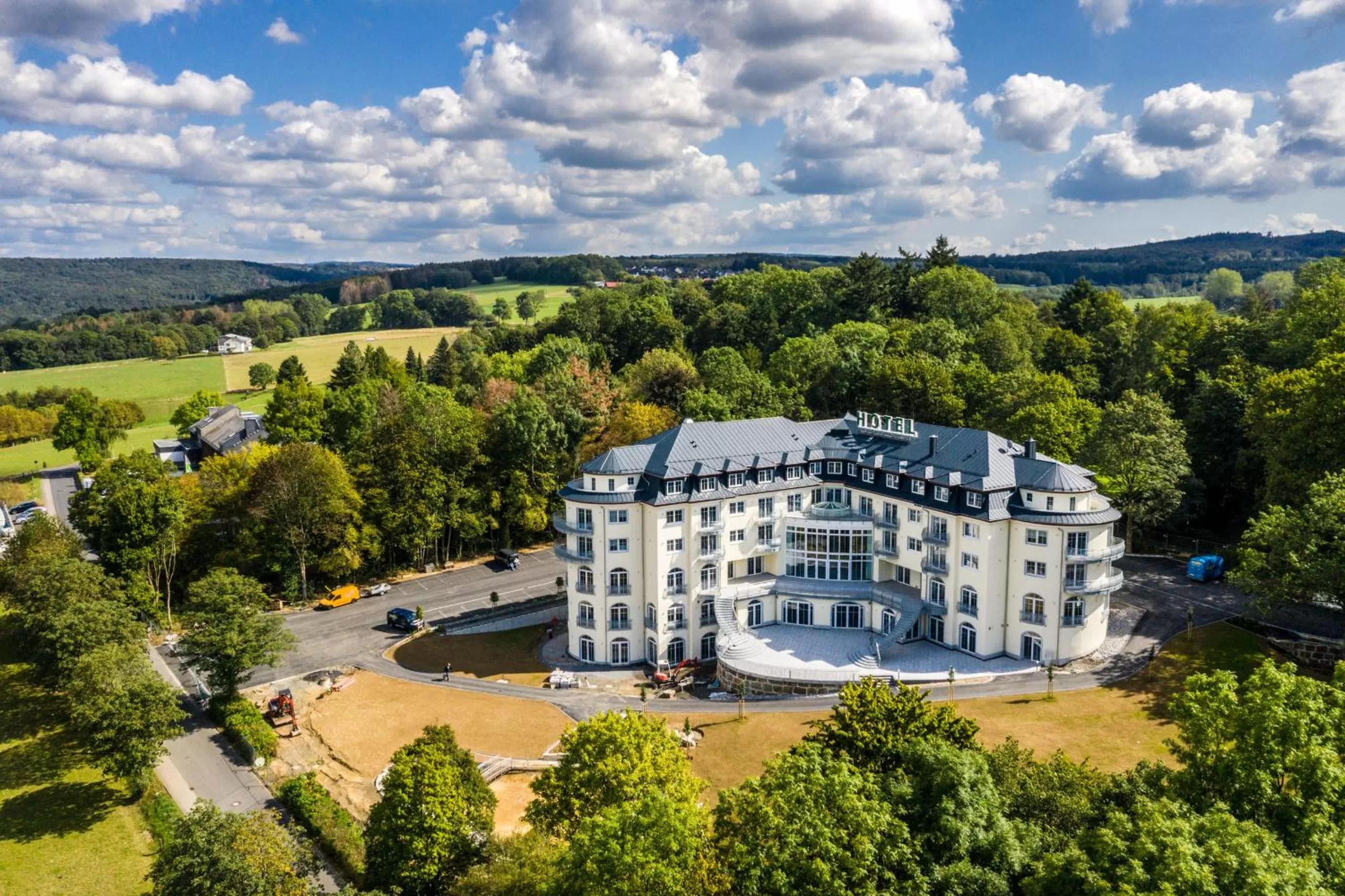 Property building, Bird's-eye View in Parkhotel Hachenburg