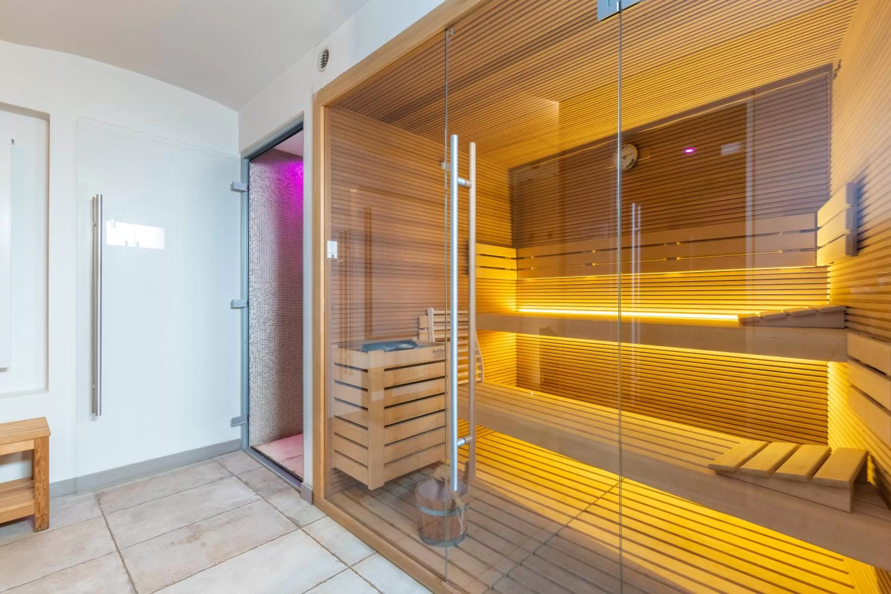 Spa and wellness centre/facilities in Relais Villa del Borgo