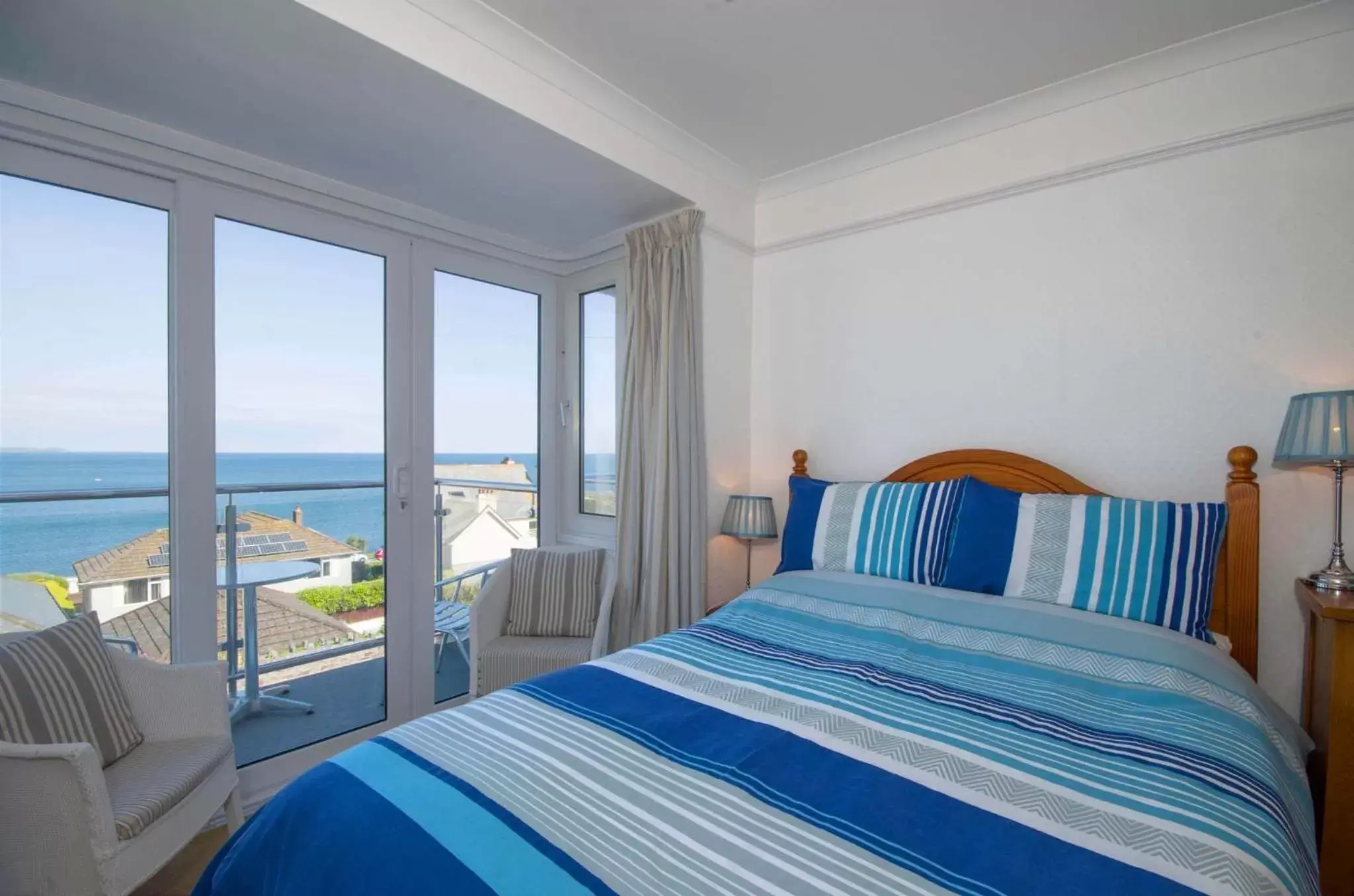 Double Room with Balcony and Sea View in Seaview Double Room with Balcony and Sea View in Seaview