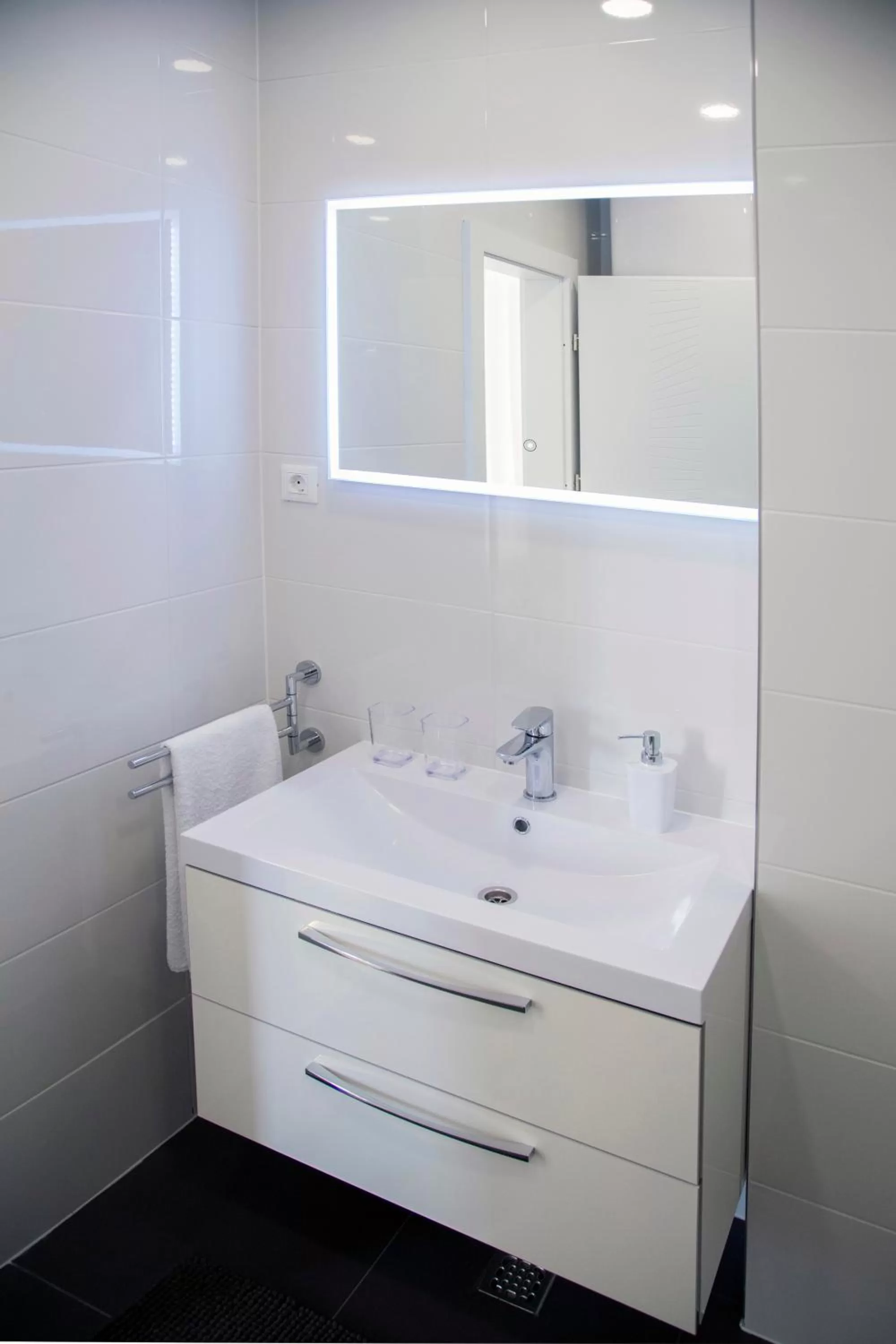 Bathroom in Luxury rooms Skystar-Split