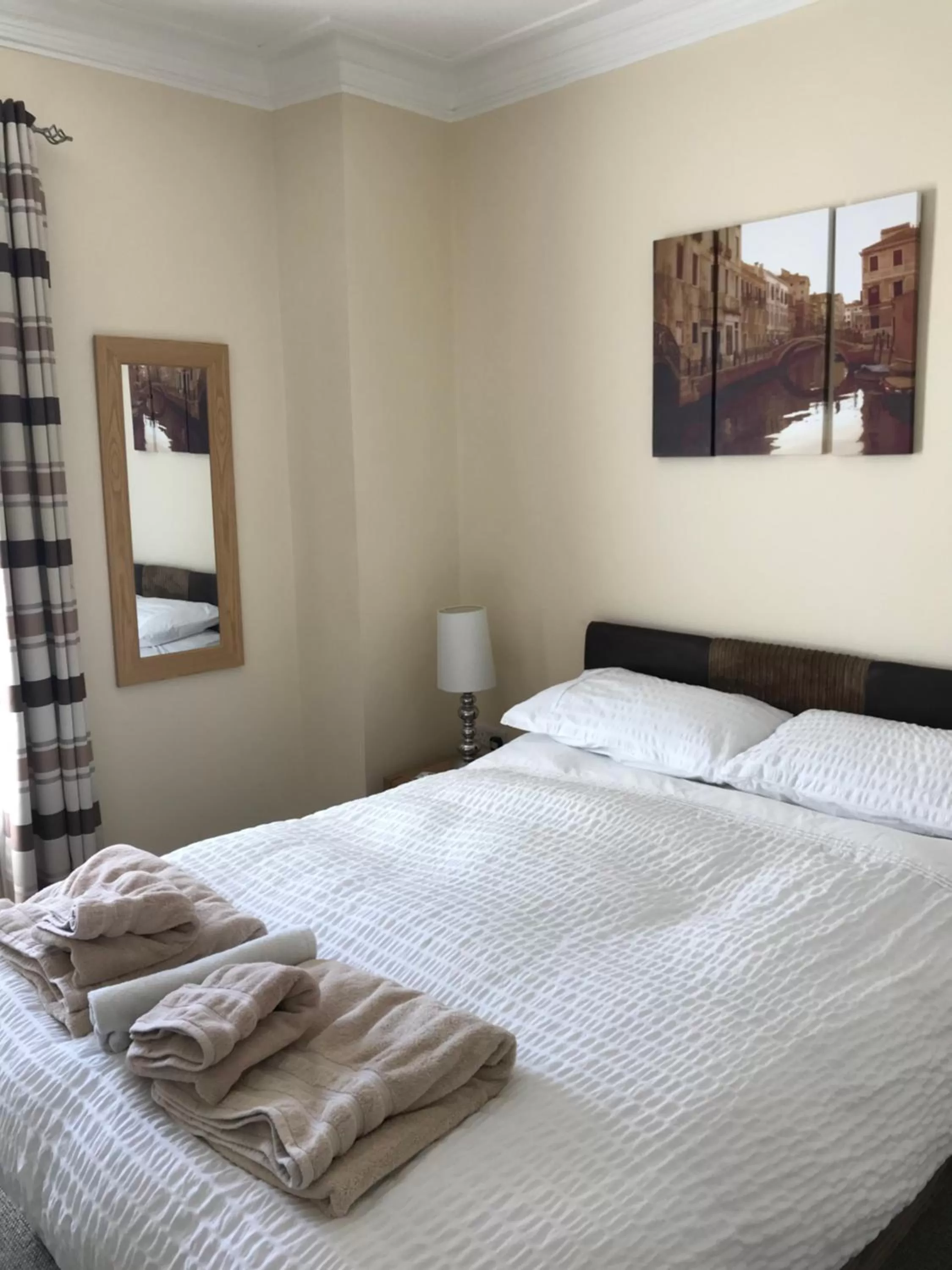 Bed in The Ball Alley